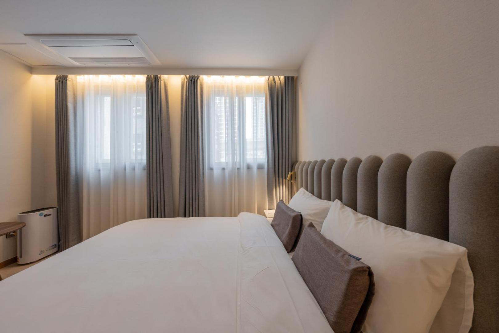 Standard Double Room - Photo 5