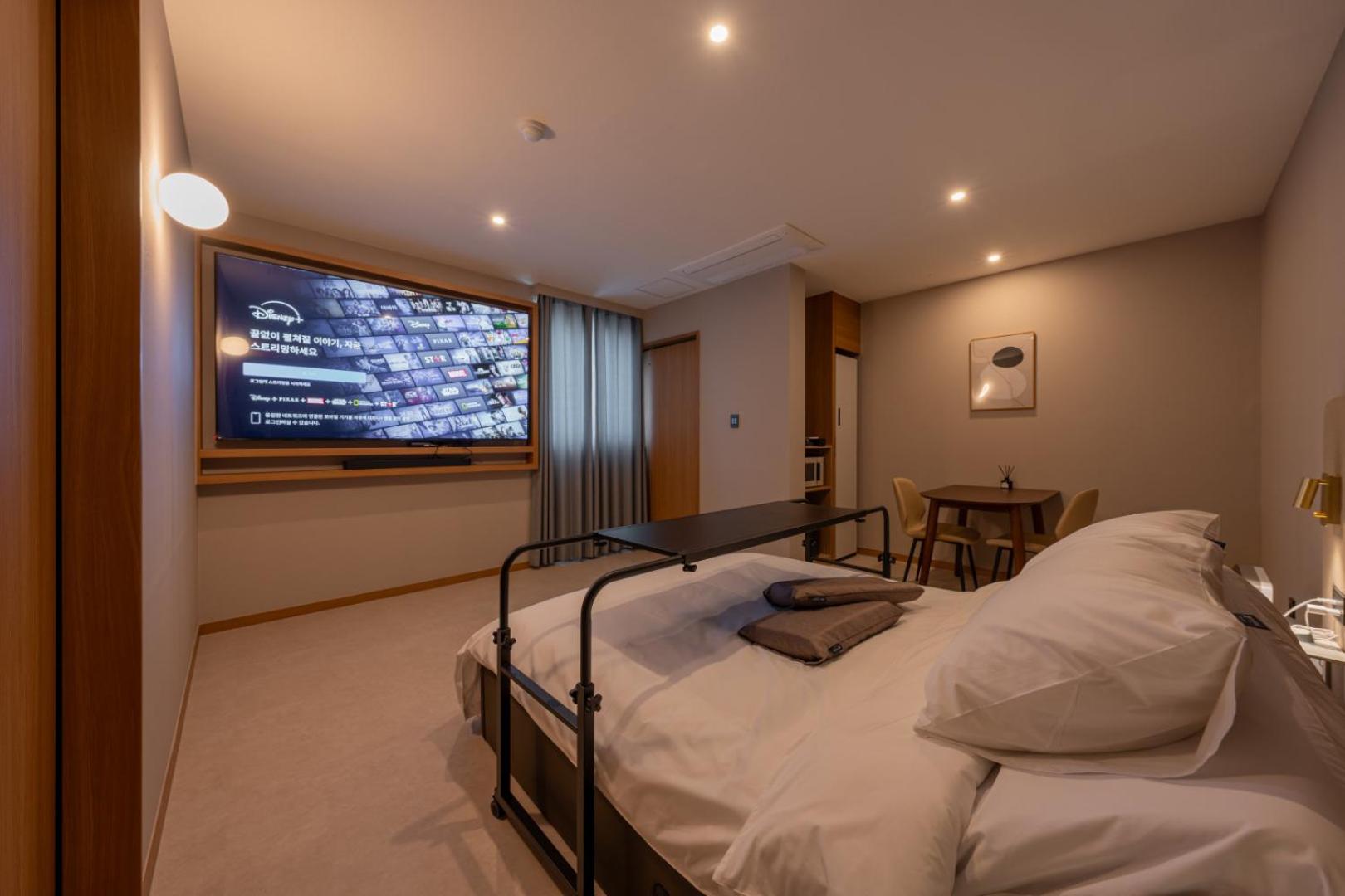 Movie Room - Photo 1