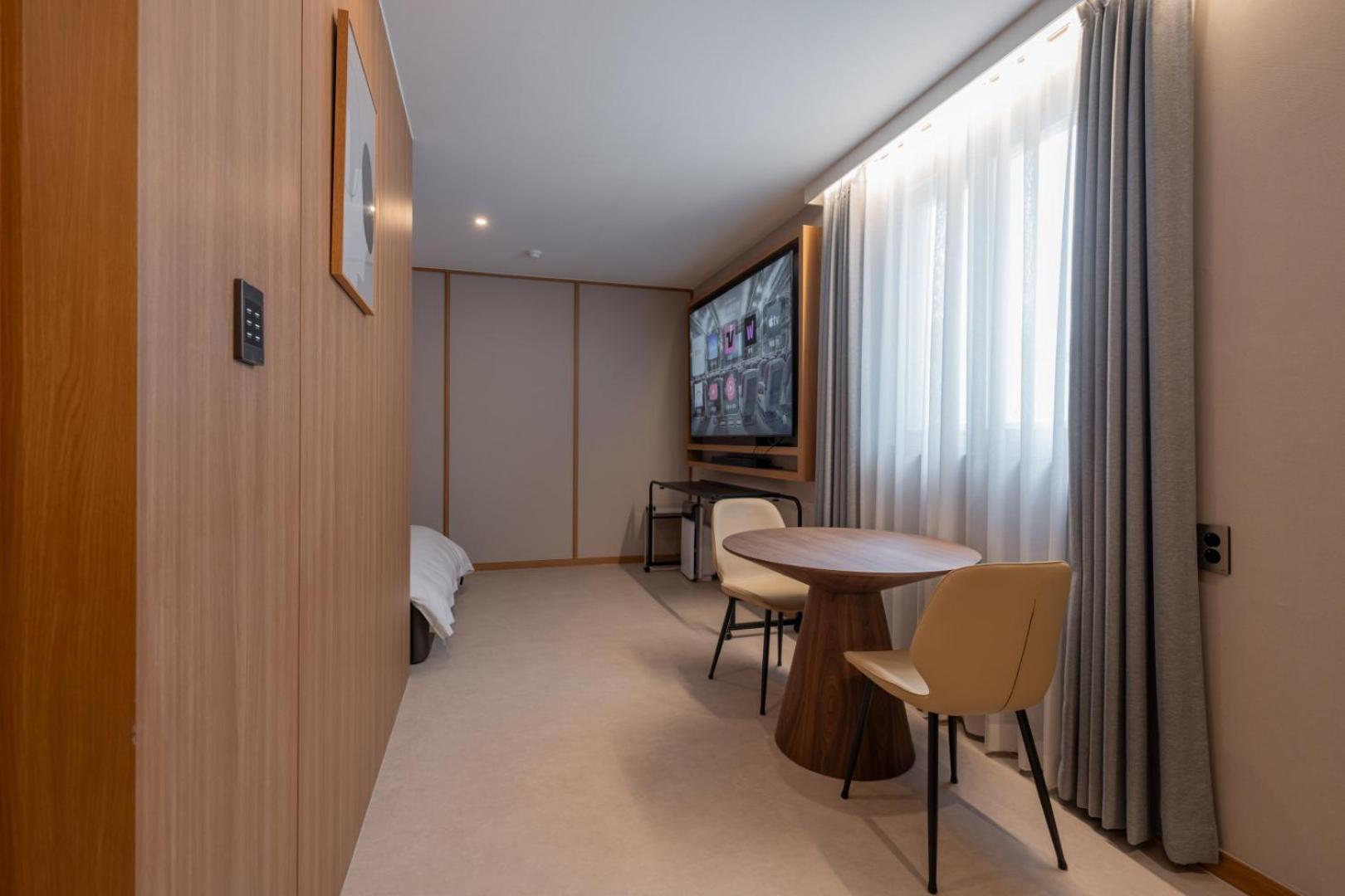 Movie Room - Photo 3