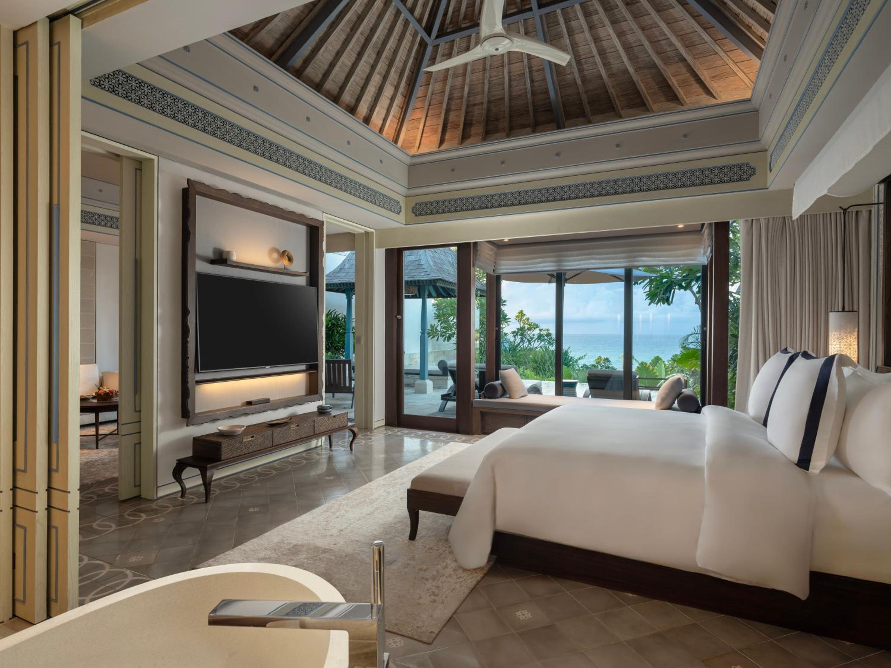 Panoramic Ocean Villa with Private Pool - Photo 1