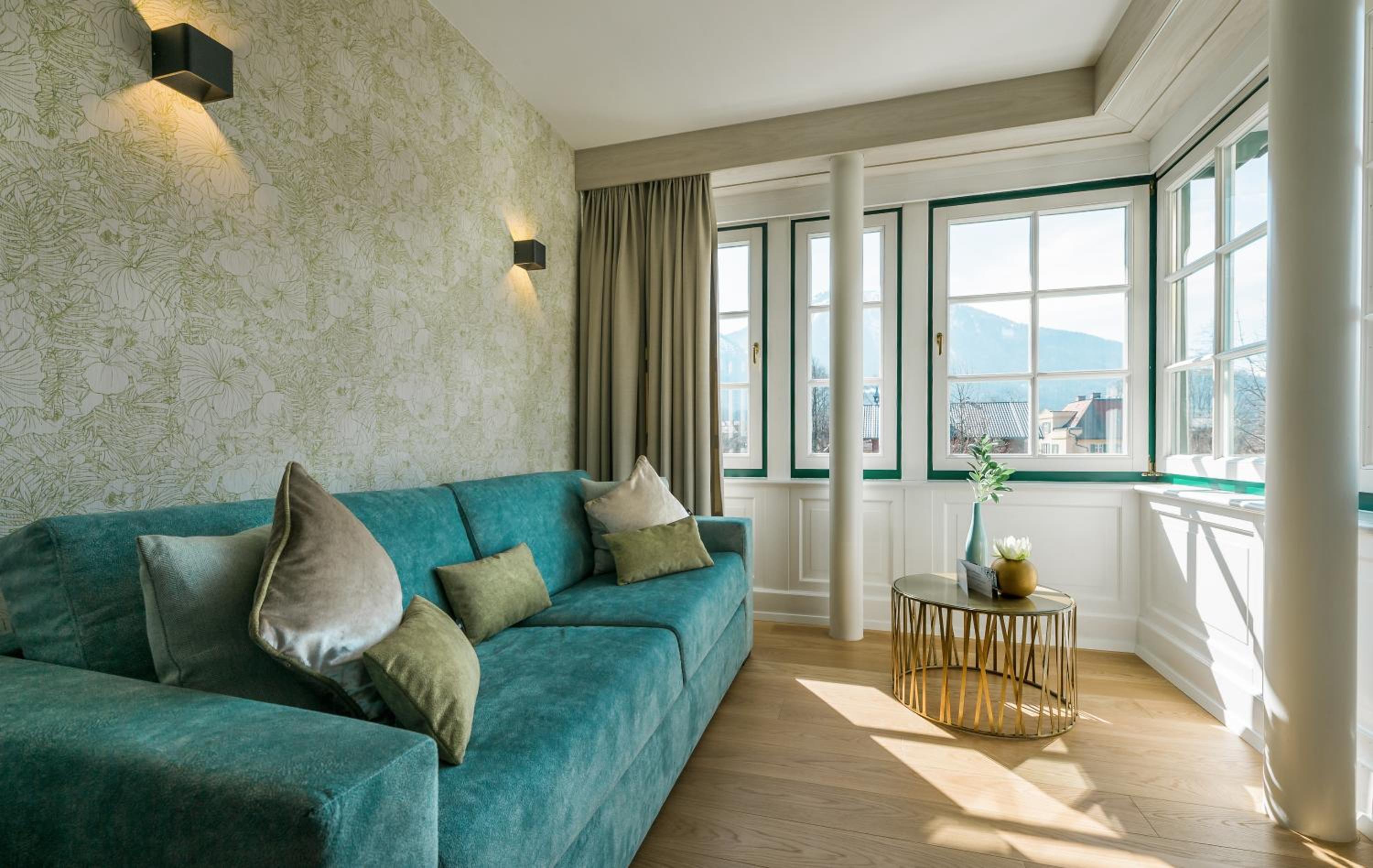 Double Room with Lake View - Photo 2