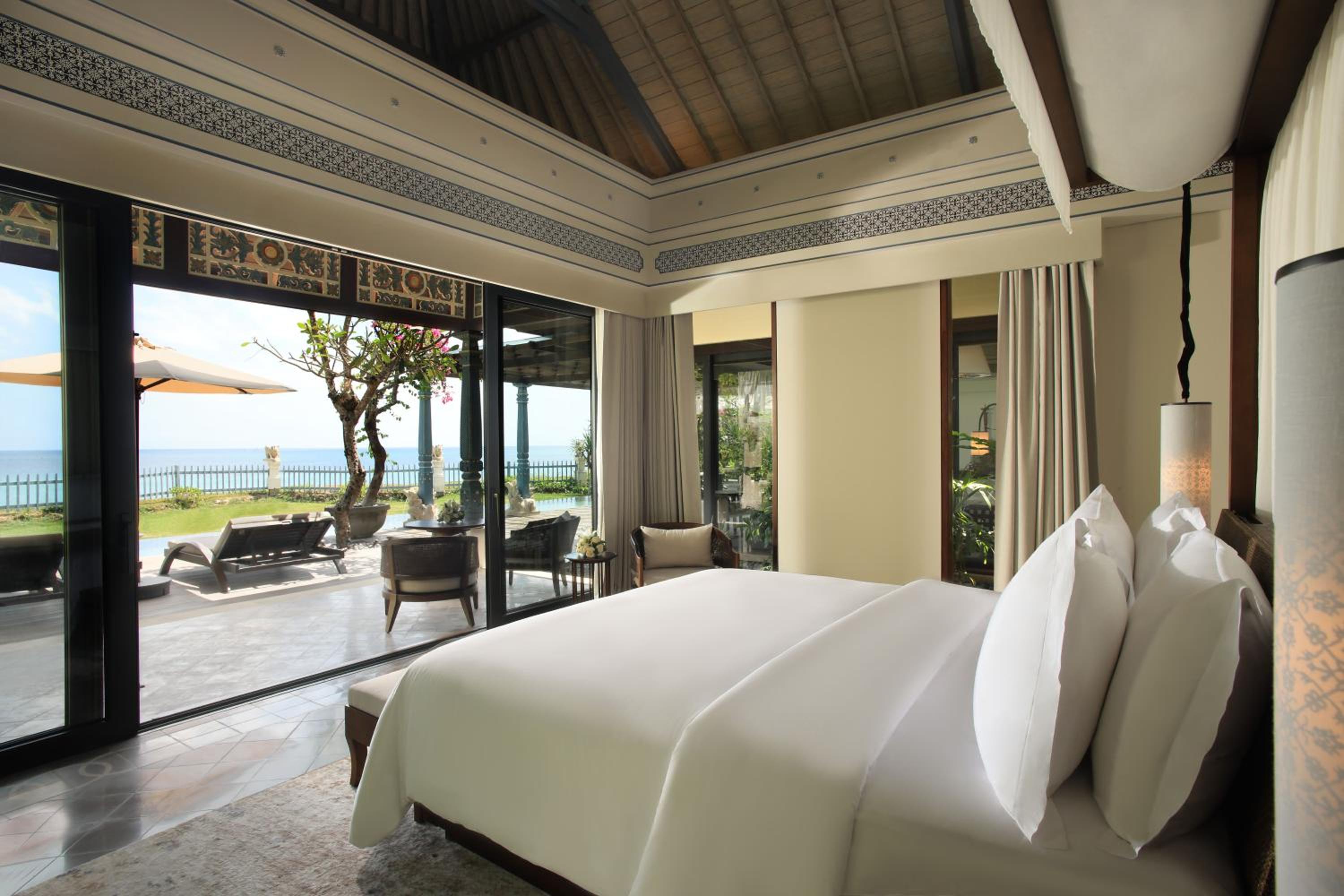 Two Bedroom Oceanfront Villa with Private Pool   - Complimentary airport transfers and dedicated butler service - Photo 1