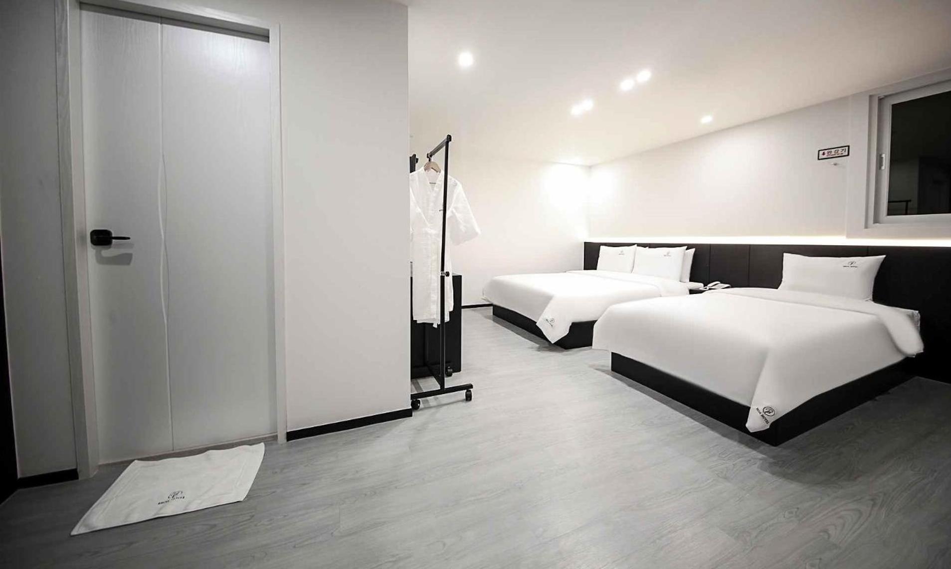 Superior Twin Room - No Parking