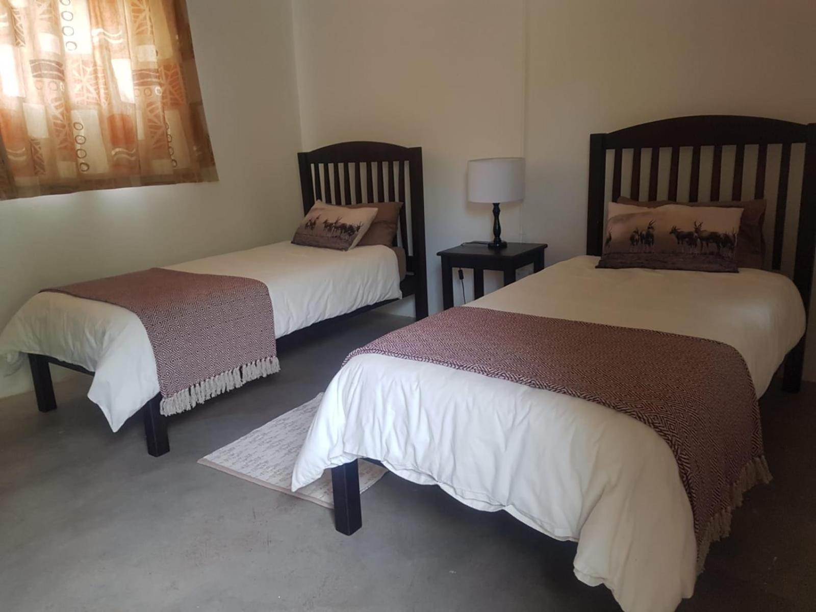 Twin Room with Shared Bathroom photo 2