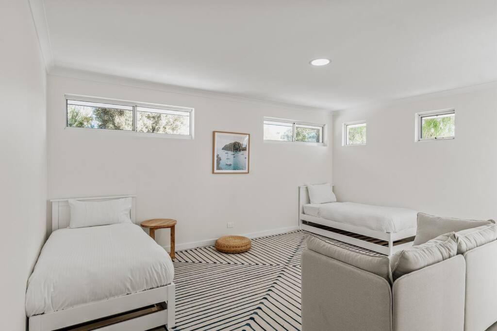 Four-Bedroom House photo 1