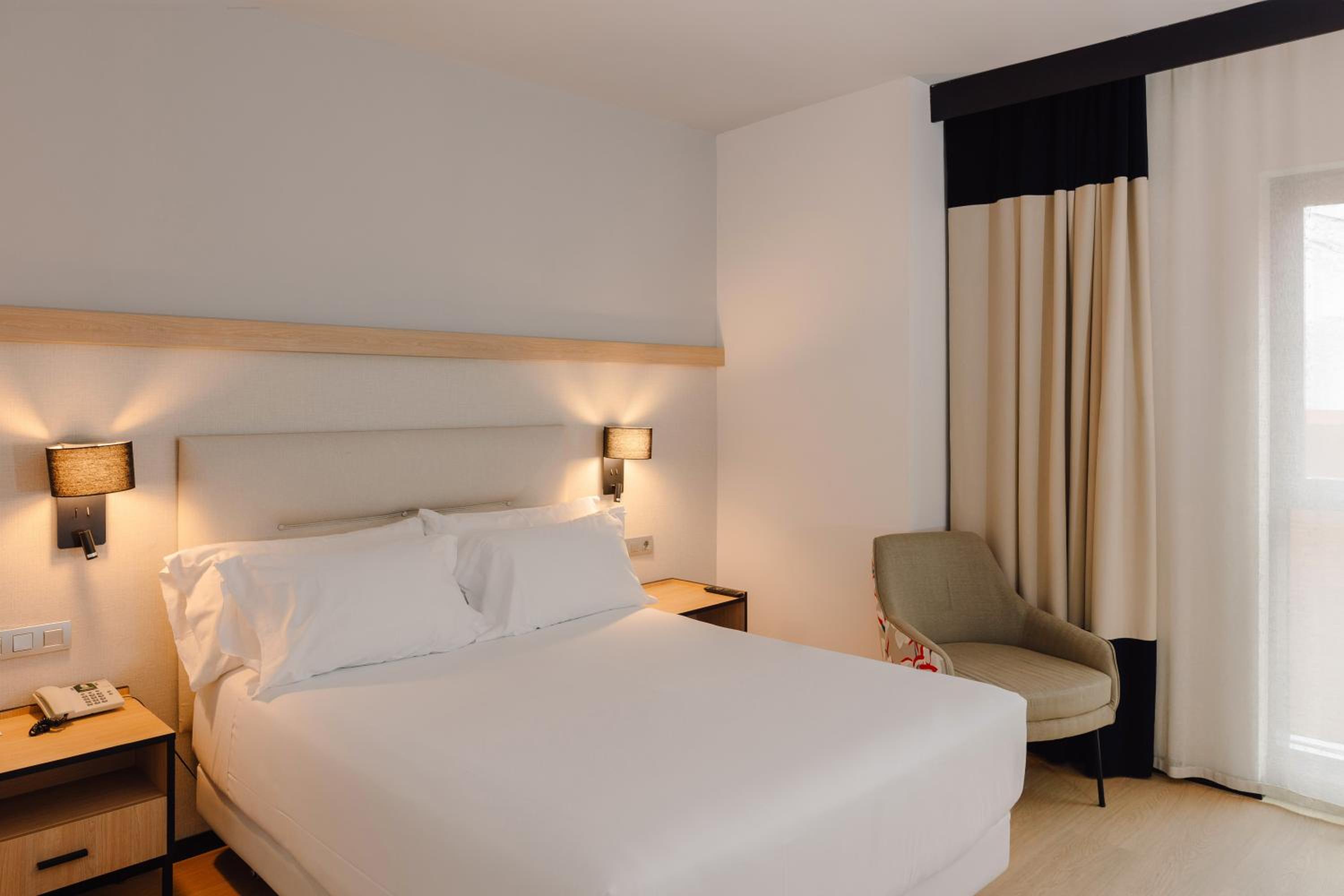 Double Room - Photo 1