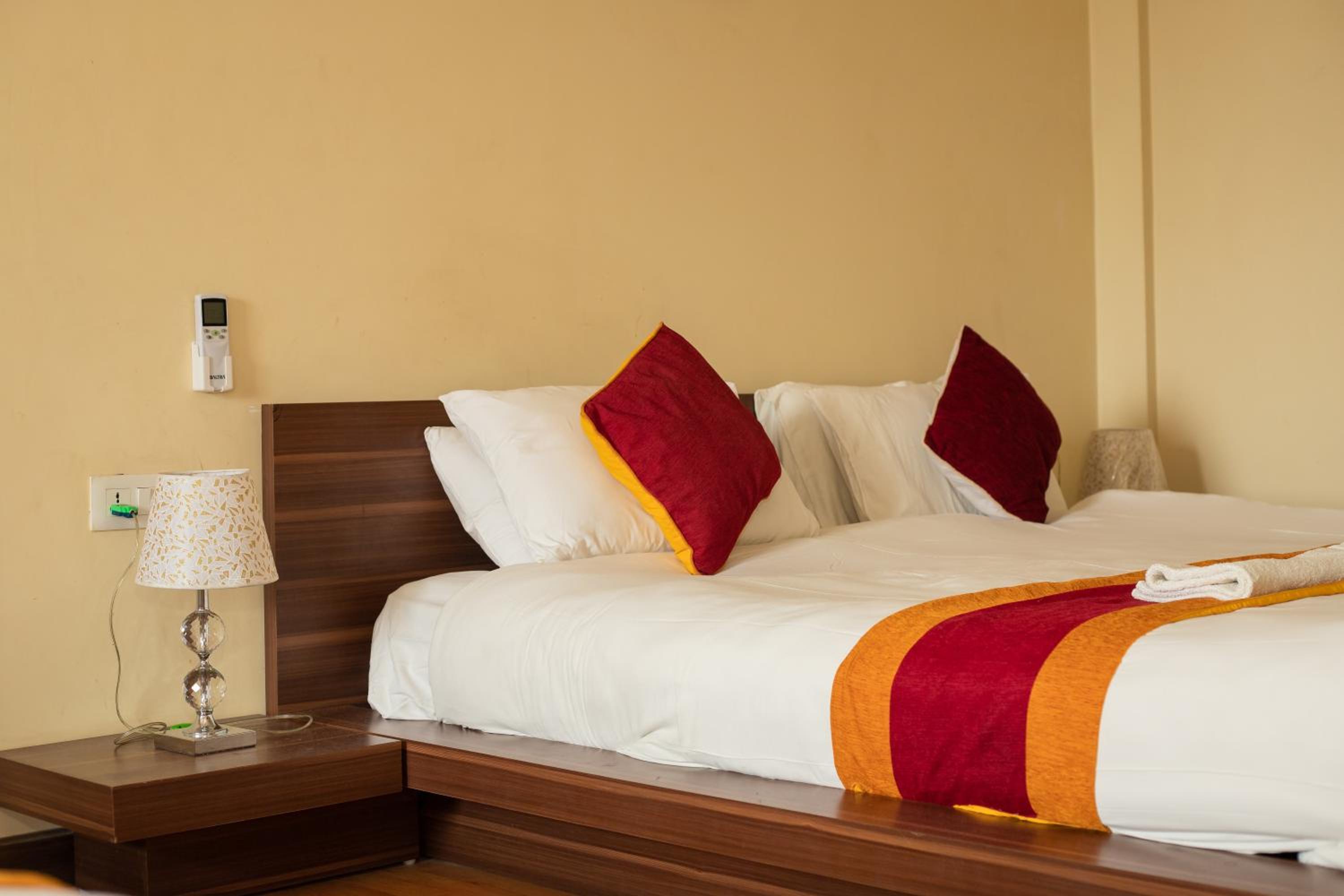 Deluxe Double Room photo 2