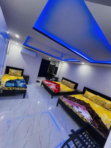 Basic Triple Room