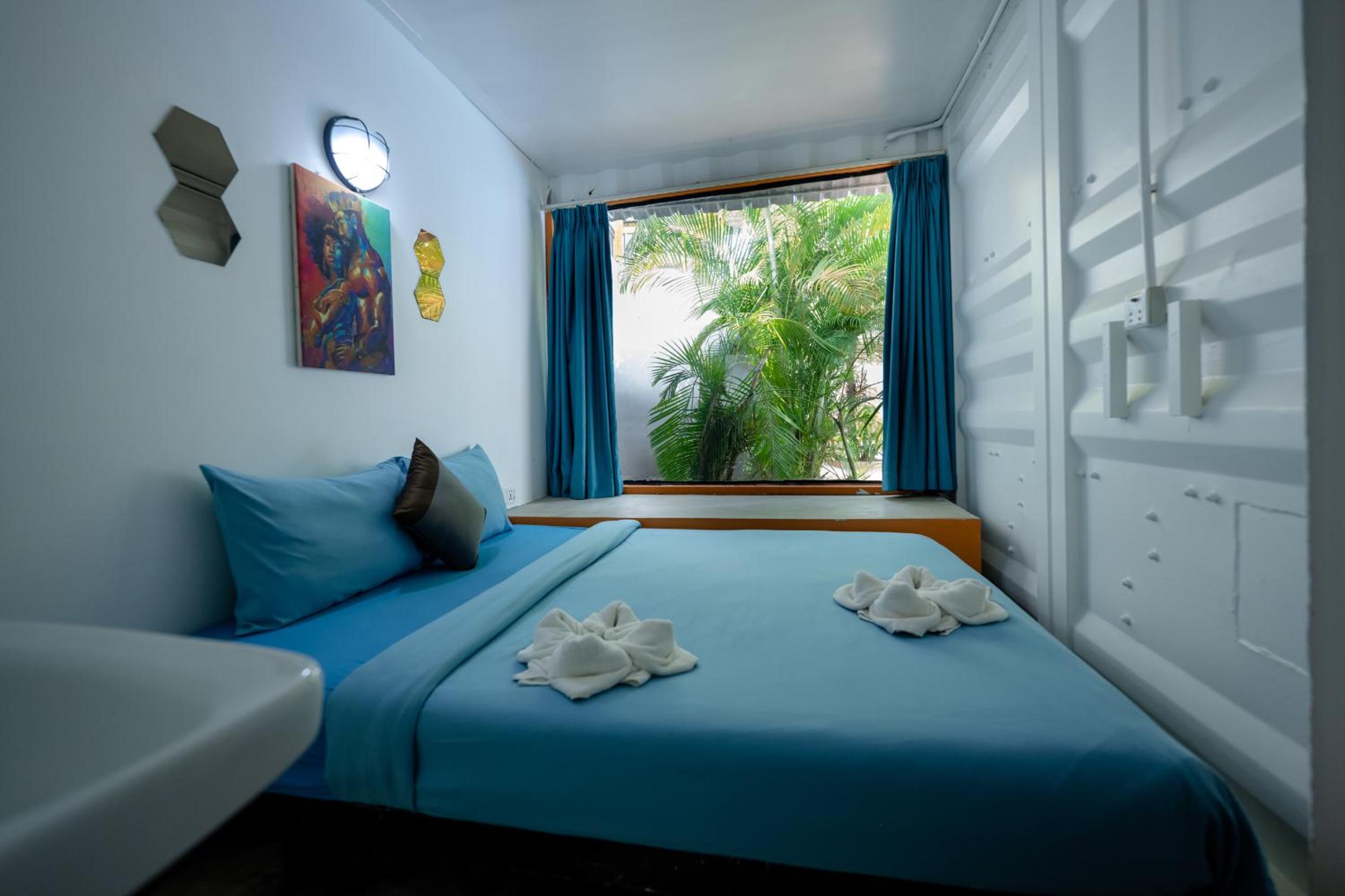 Deluxe Double Room with Shower - Photo 1