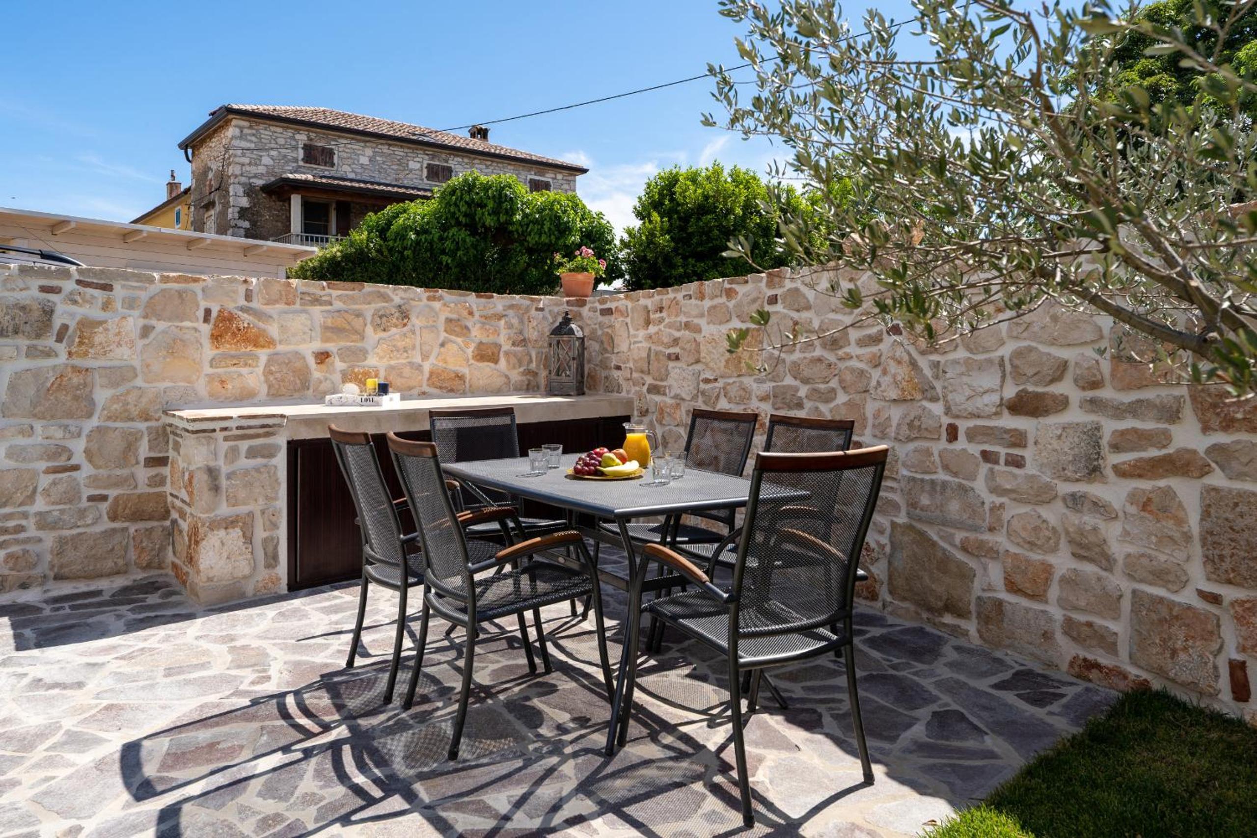 Villa with Private Pool photo 3