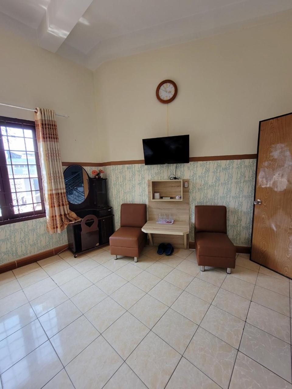 Double Room with Two Double Beds - Photo 21