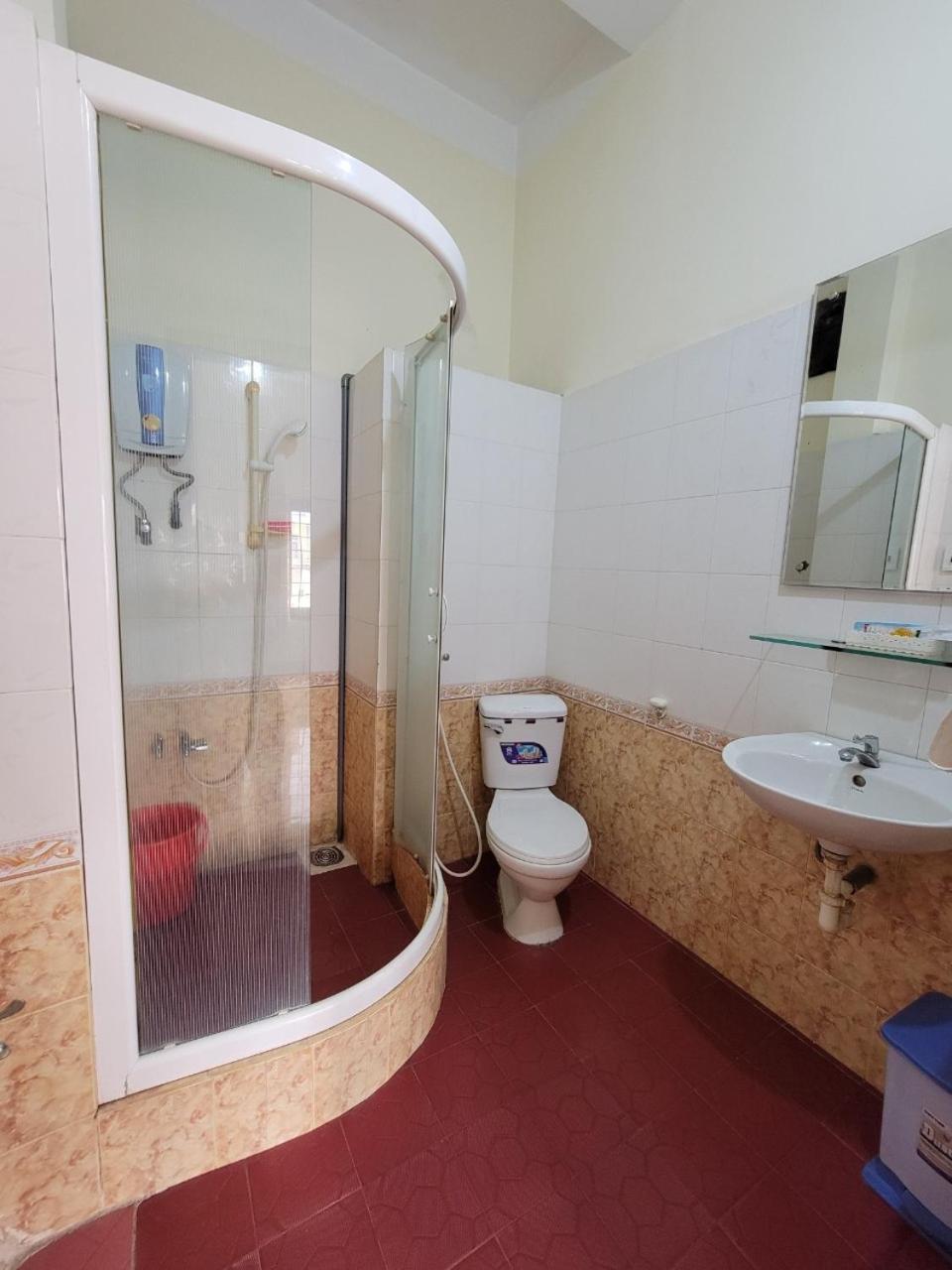Double Room with Two Double Beds - Photo 20