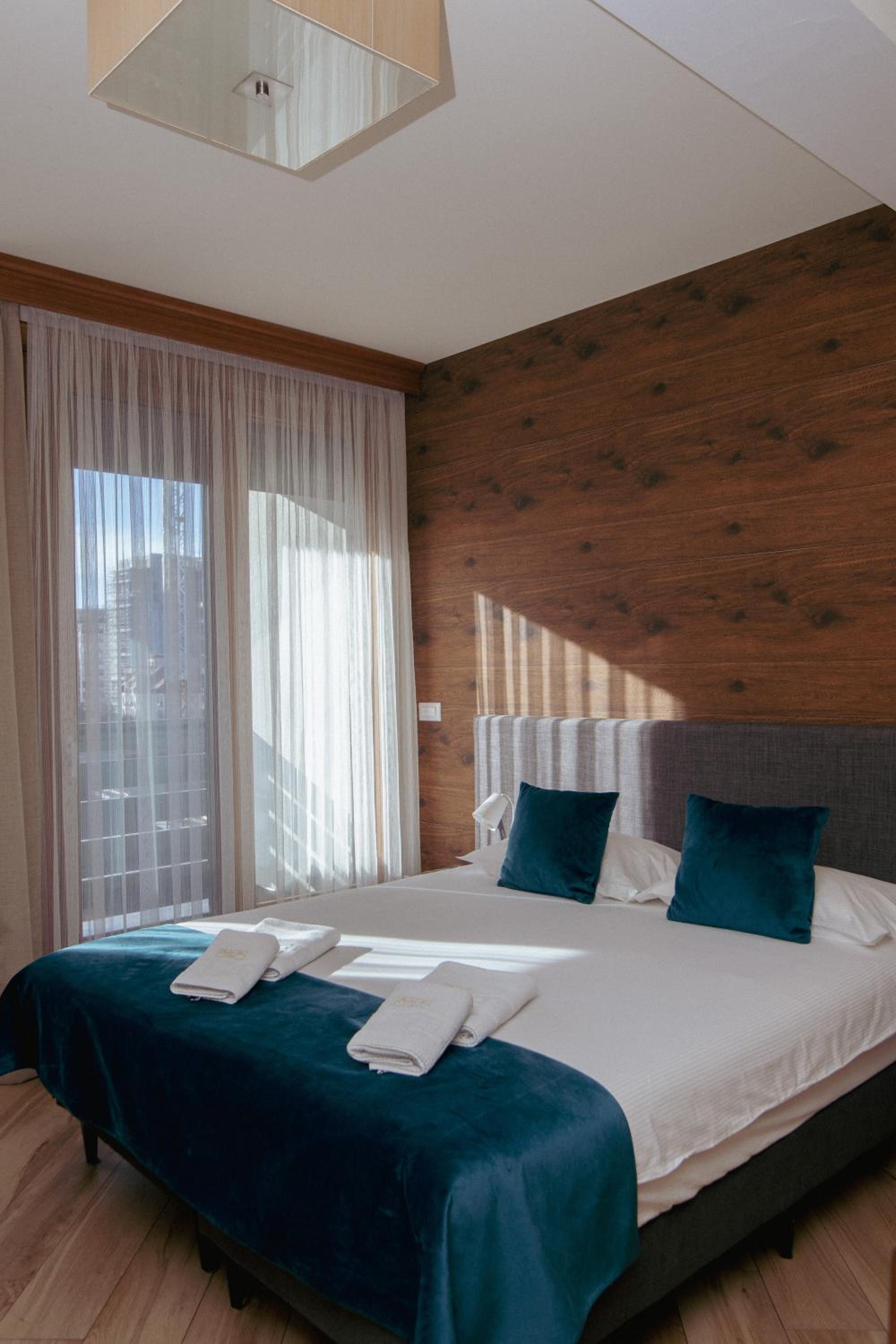 Studio Apartment - Photo 4