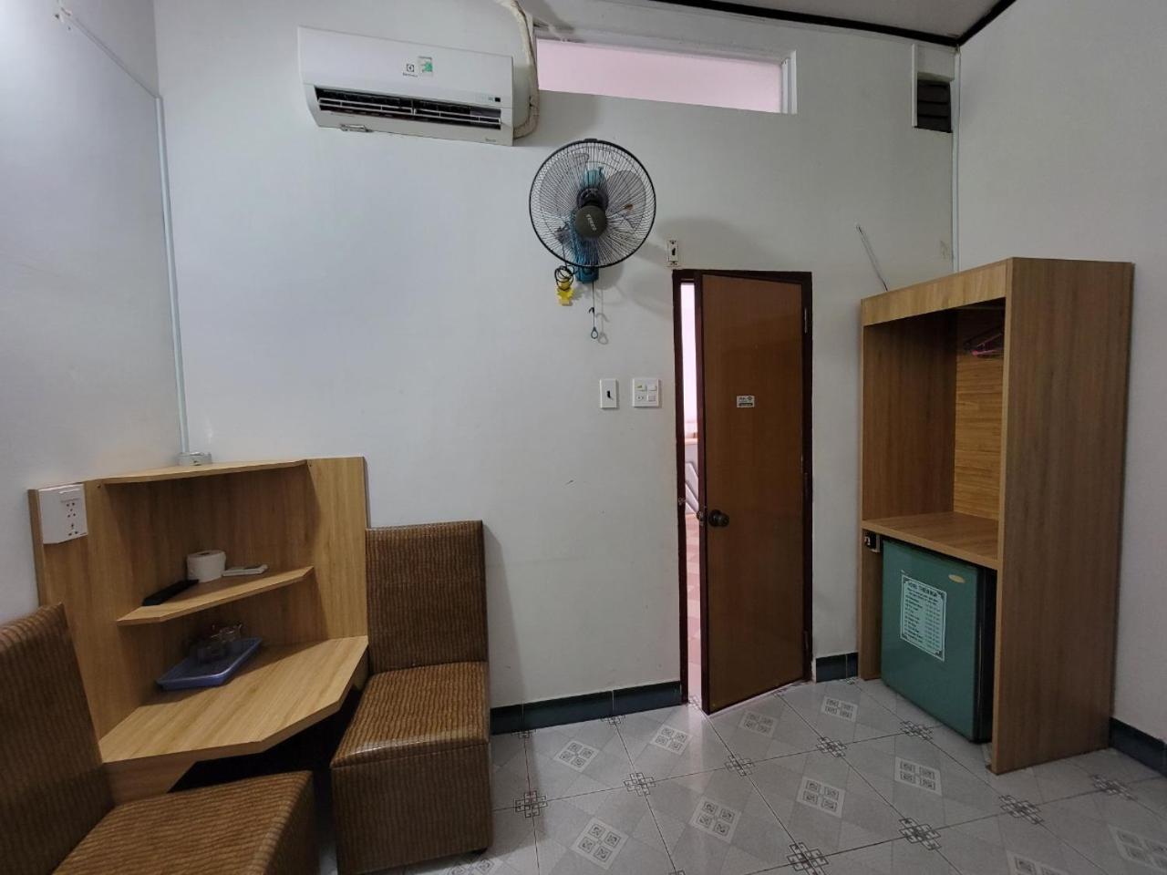 Double Room - Photo 11