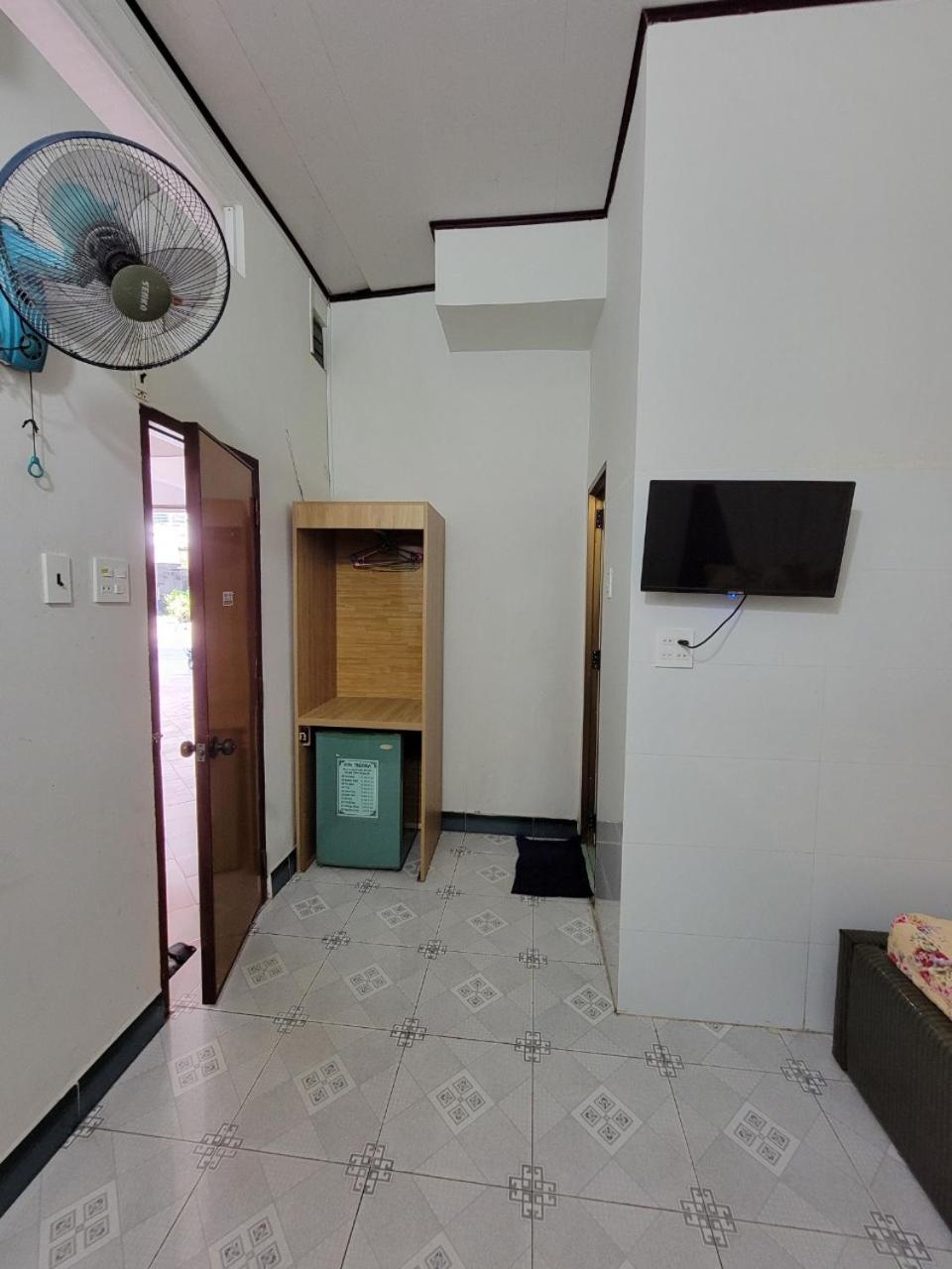 Double Room - Photo 10