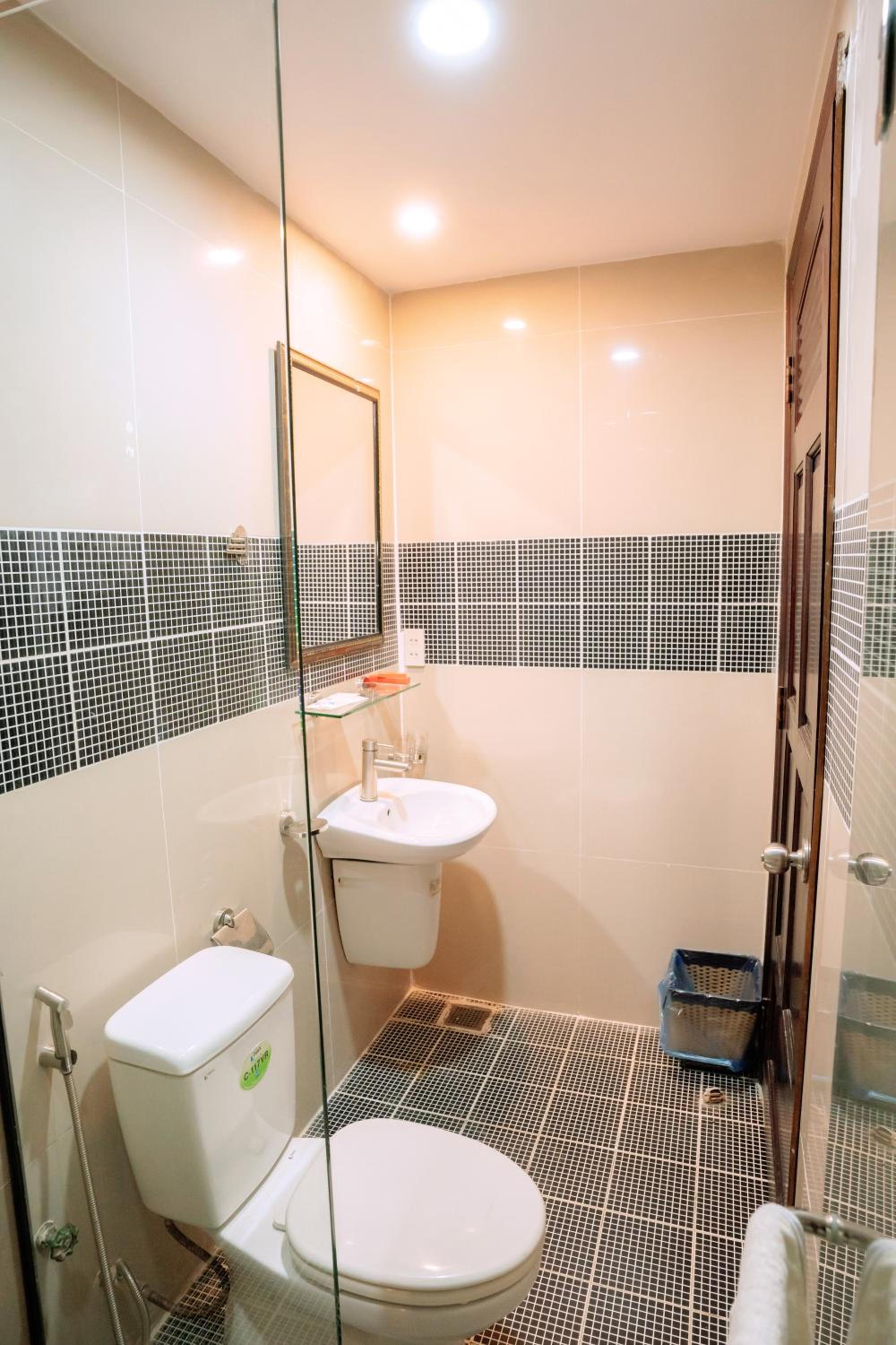 Standard Double Room - Photo 4