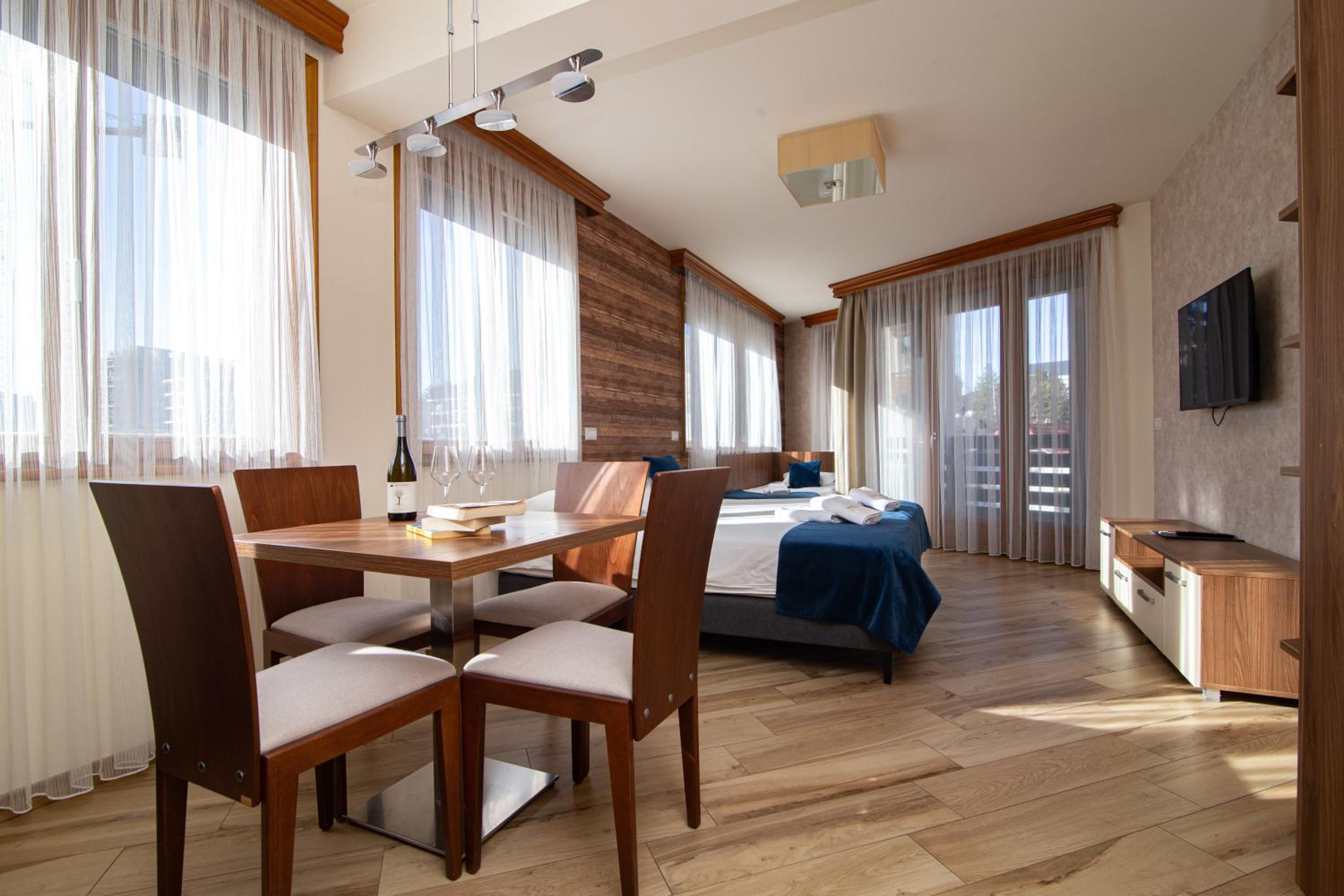 Apartment - Photo 9