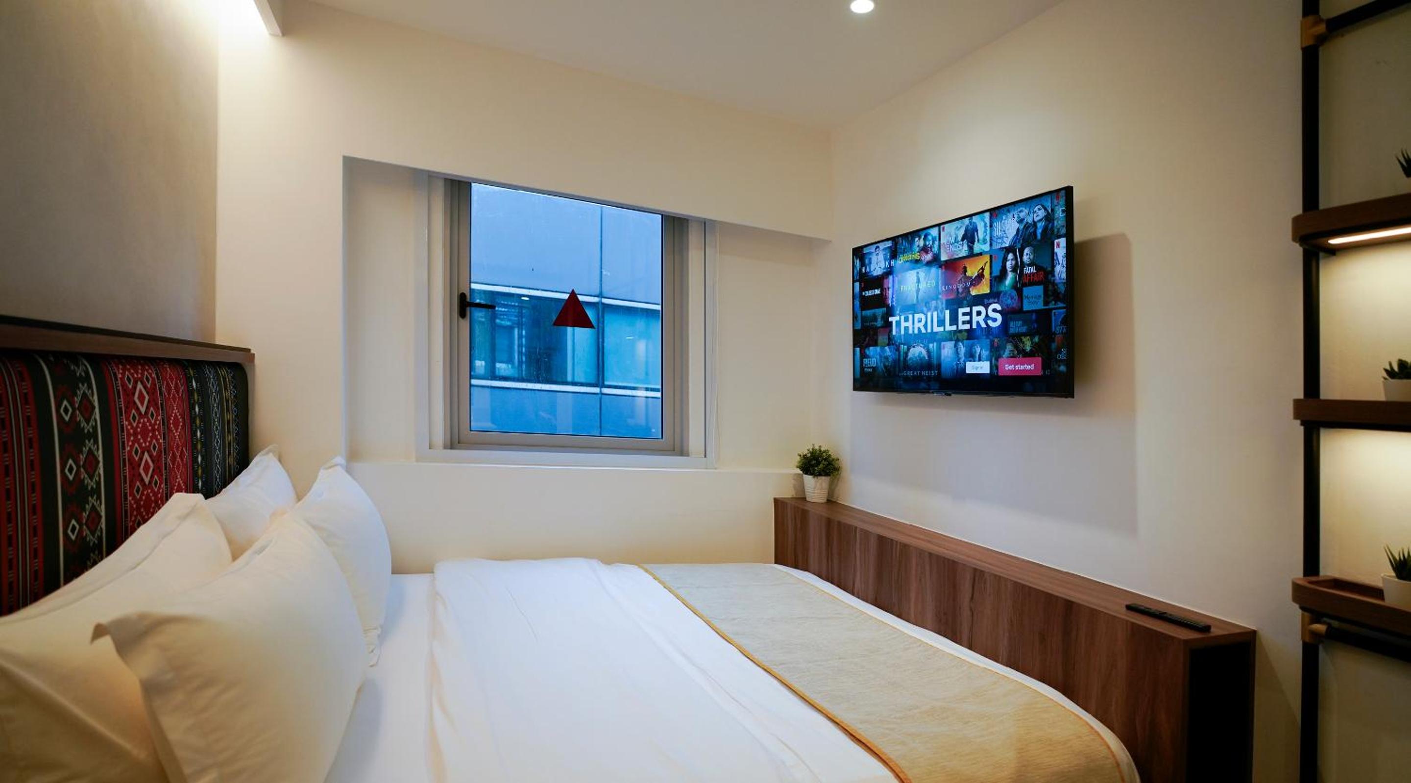 Deluxe Room, Window, DAYUSE, 9hrs:9AM-6PM photo 1