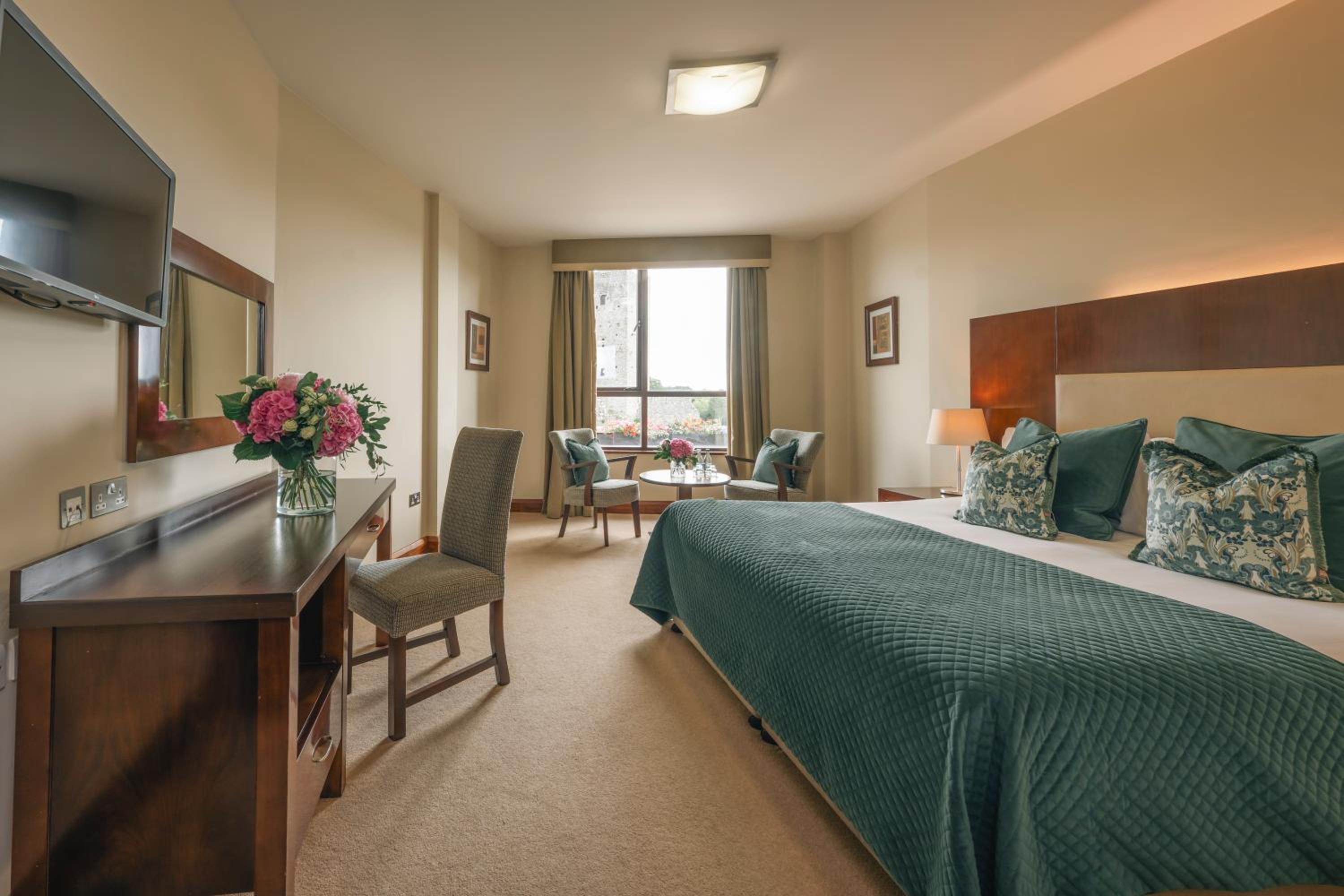 Executive Room  - Photo 1