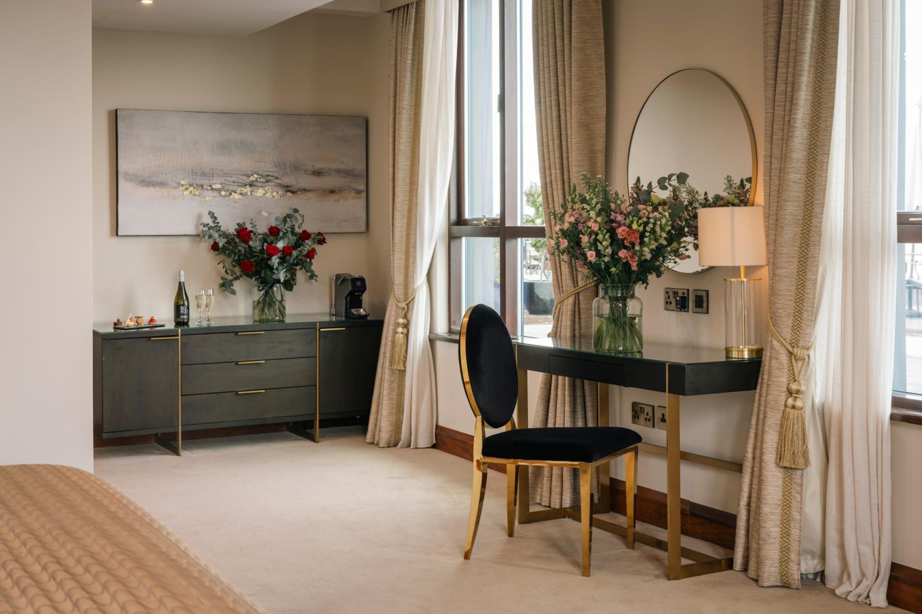 Deluxe Suite - Photo 4
