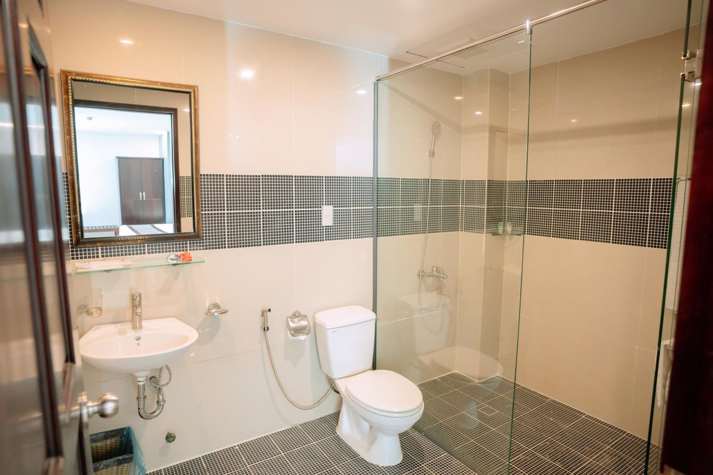 Standard Triple Room - Photo 7