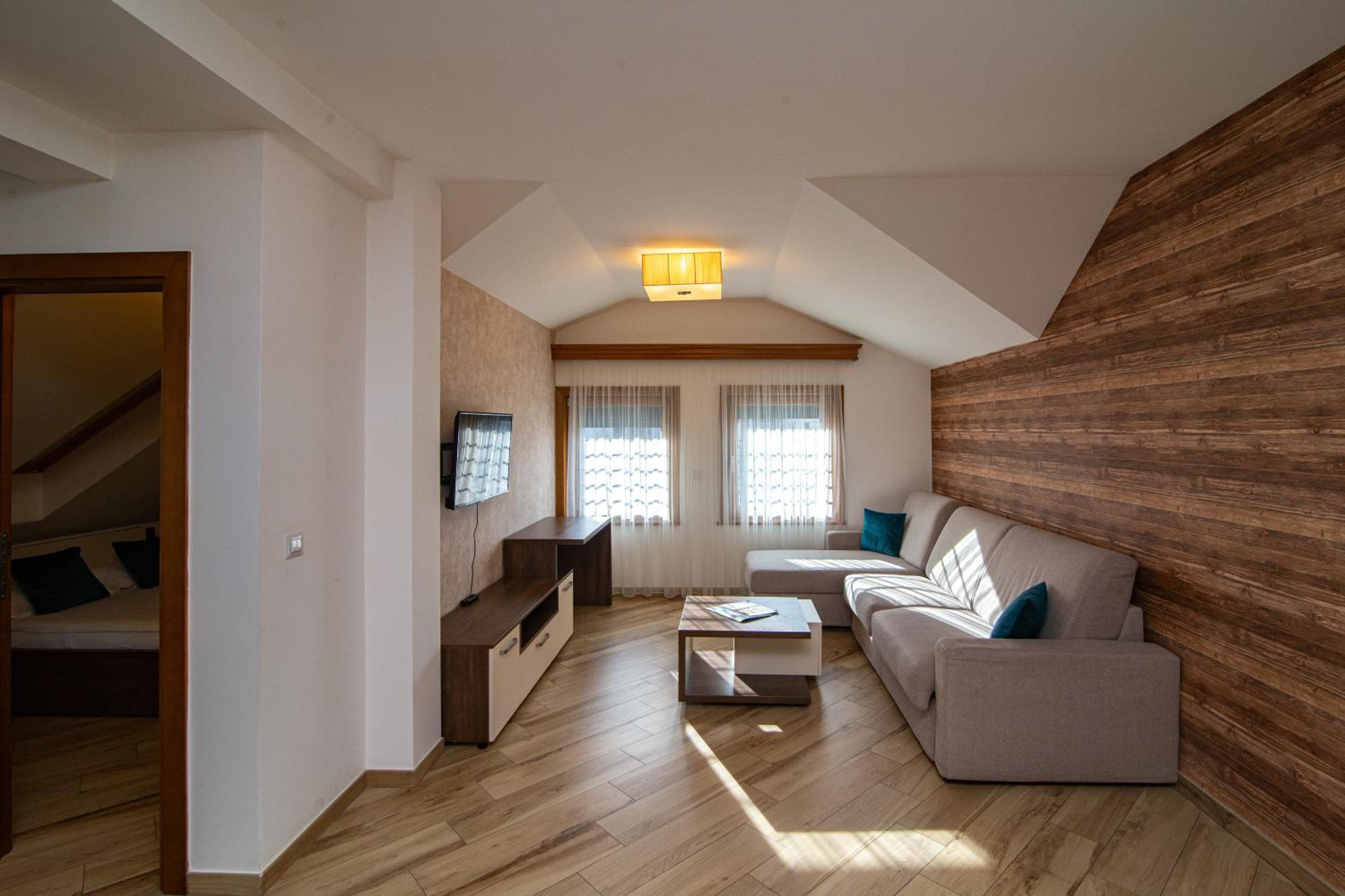Two-Bedroom Apartment - Photo 8