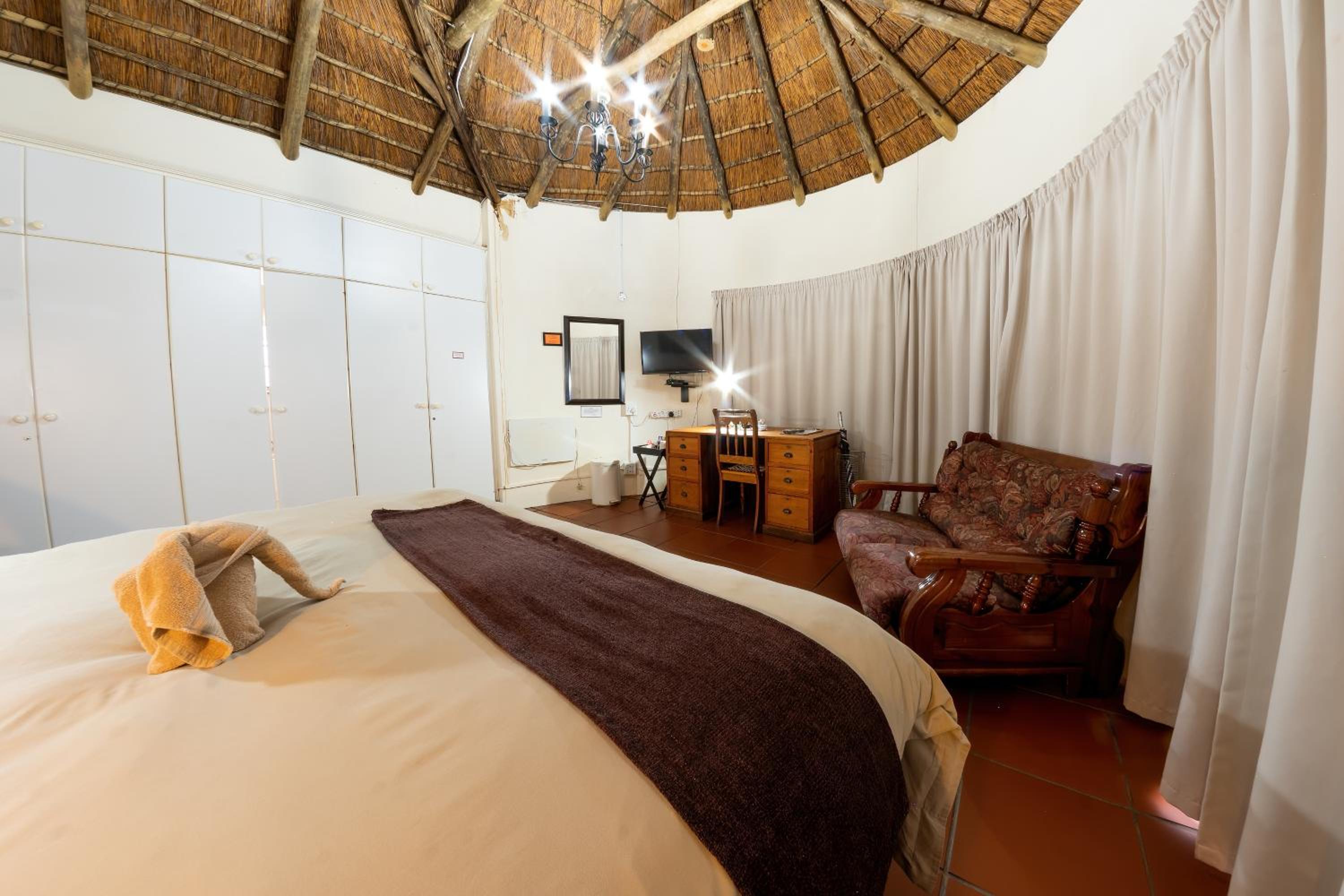 Deluxe Double Room photo 2