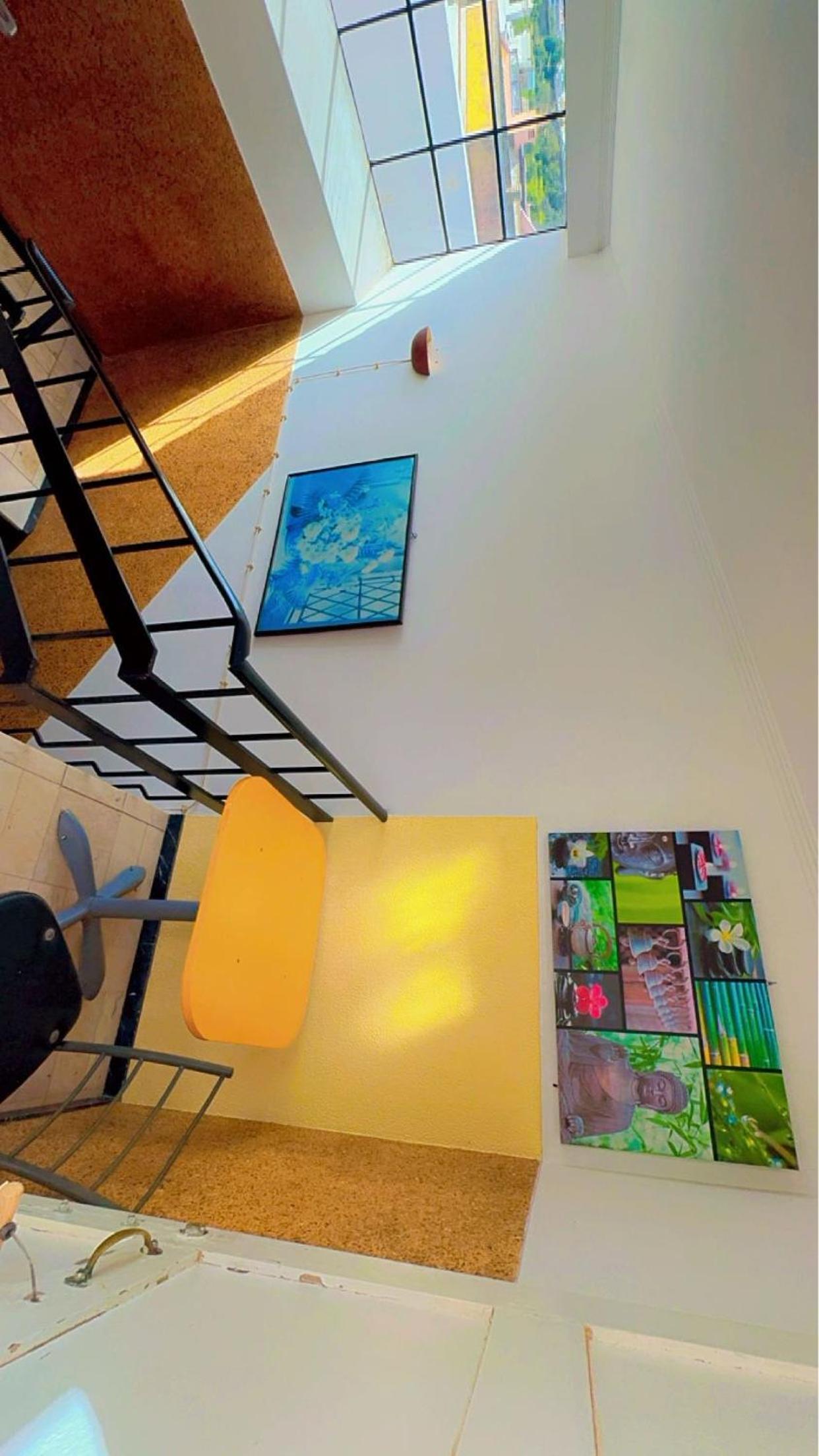 Double Room with Private Bathroom - Photo 2