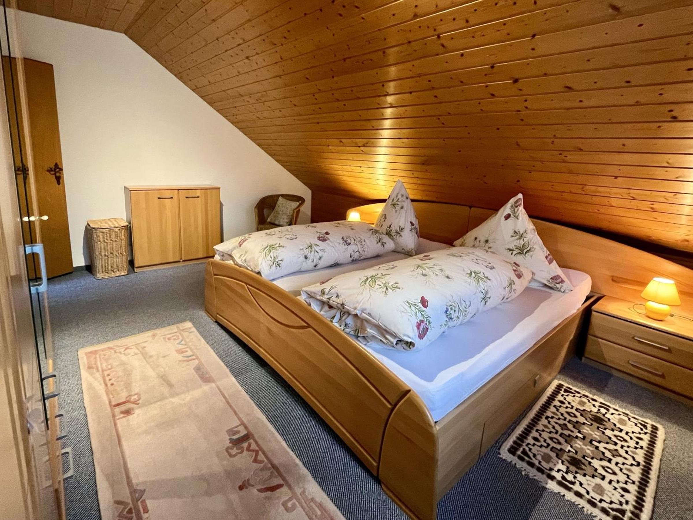 Two-Bedroom Deluxe Apartment with Garden View photo 1