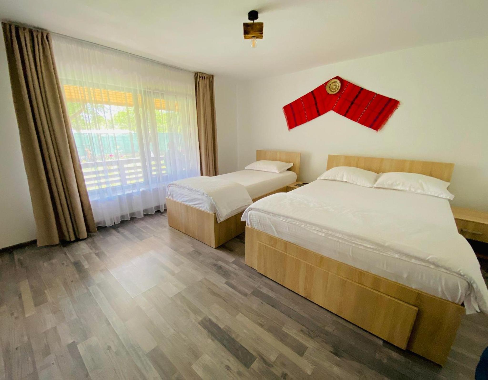 Triple Room with Garden View - Photo 10