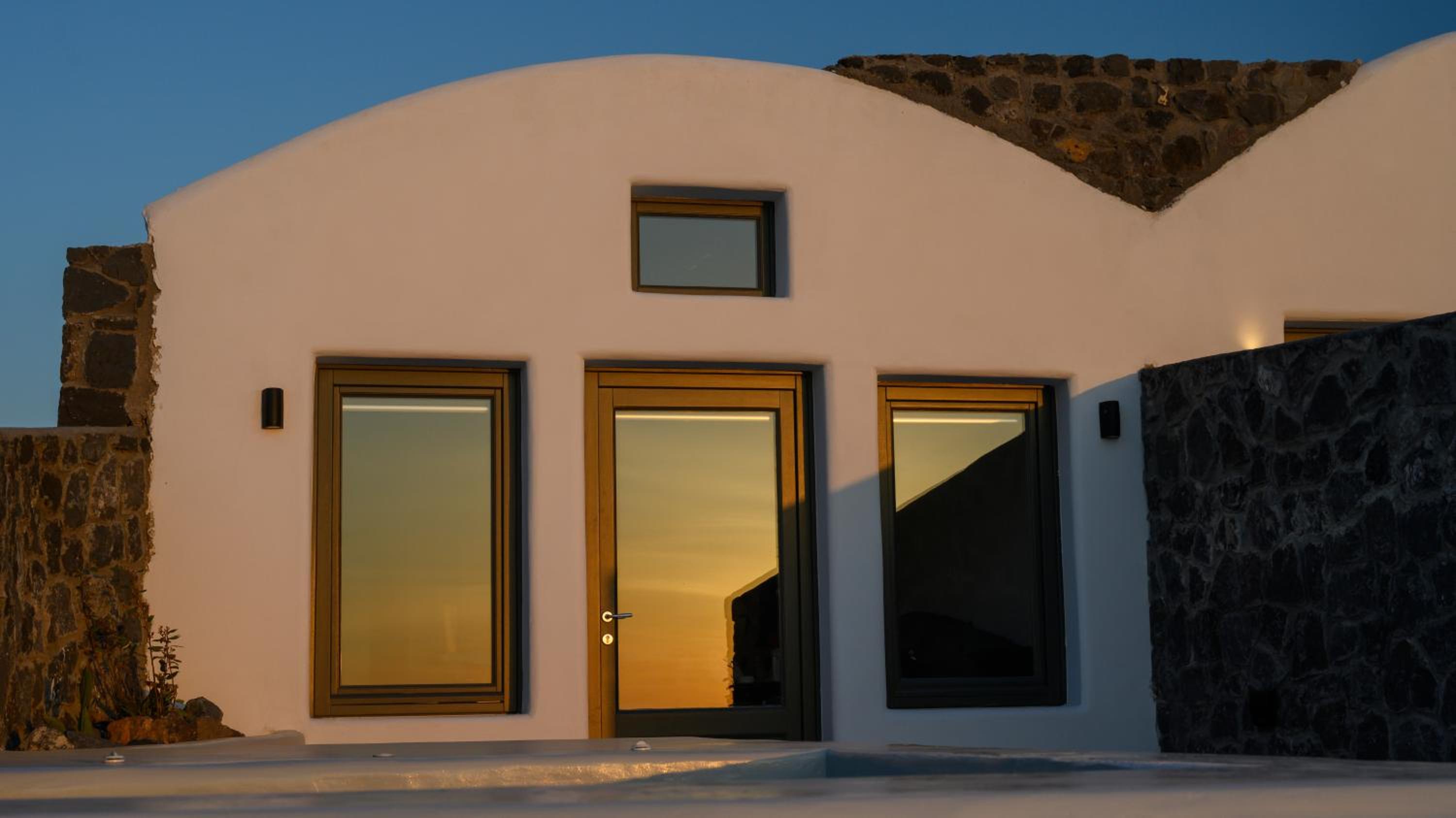 Dome Suite with Heated Plunge Pool - Photo 4