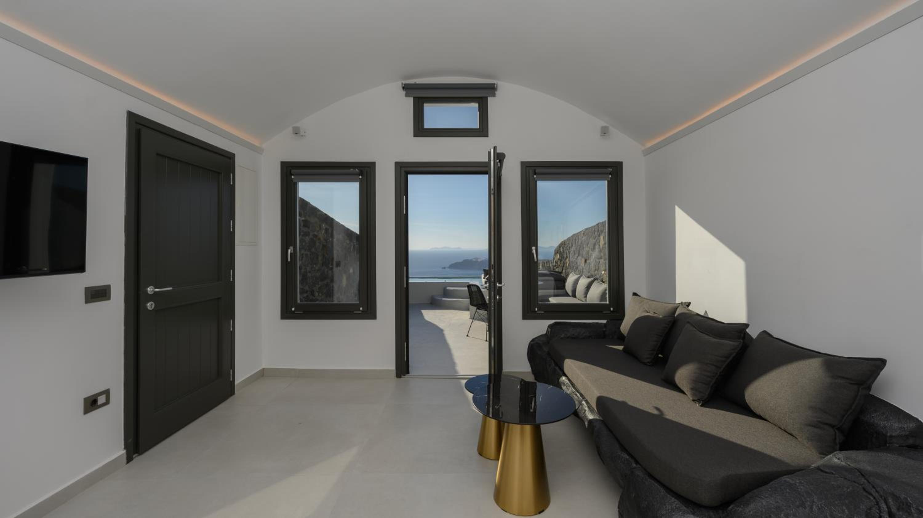 Dome Suite with Heated Plunge Pool - Photo 8