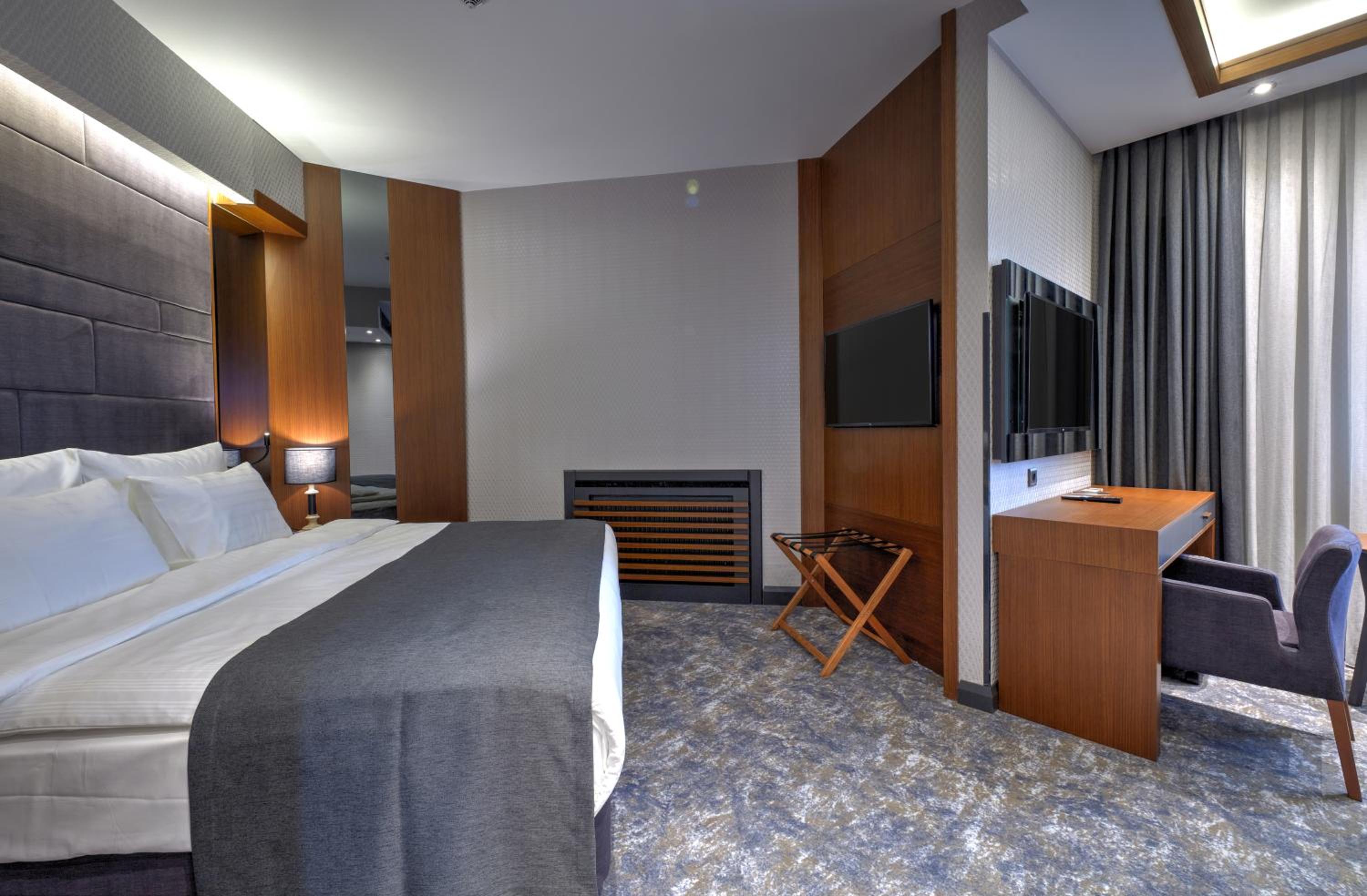 Junior Suite - Photo 2