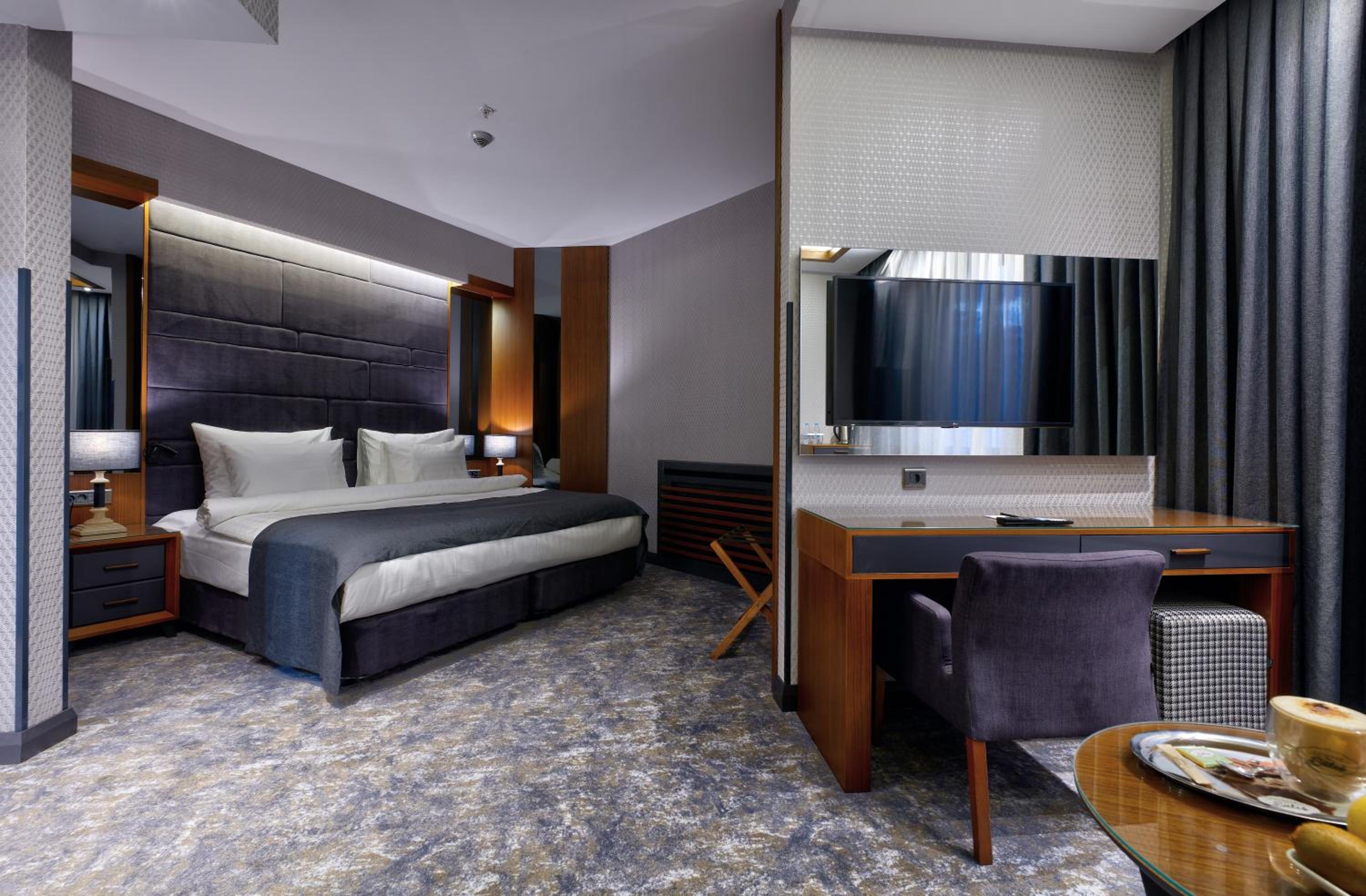 Junior Suite - Photo 1