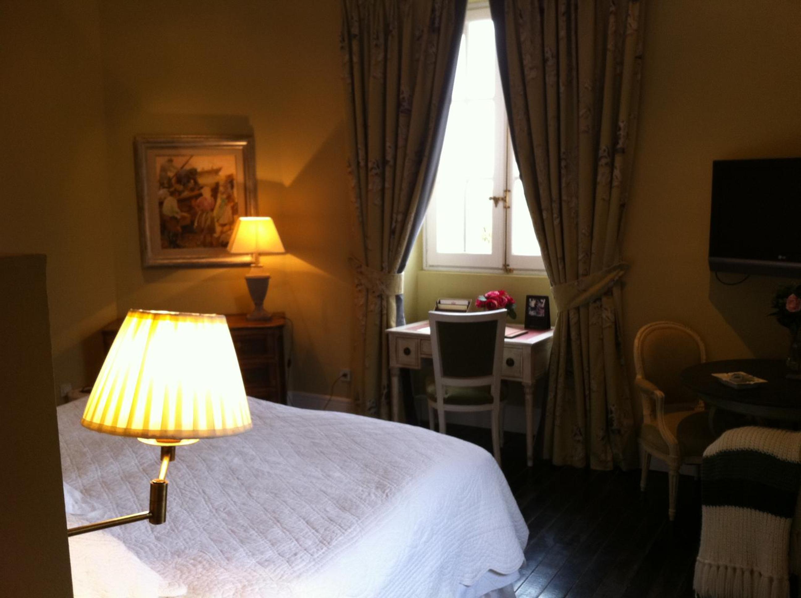Superior Double or Twin Room photo 3