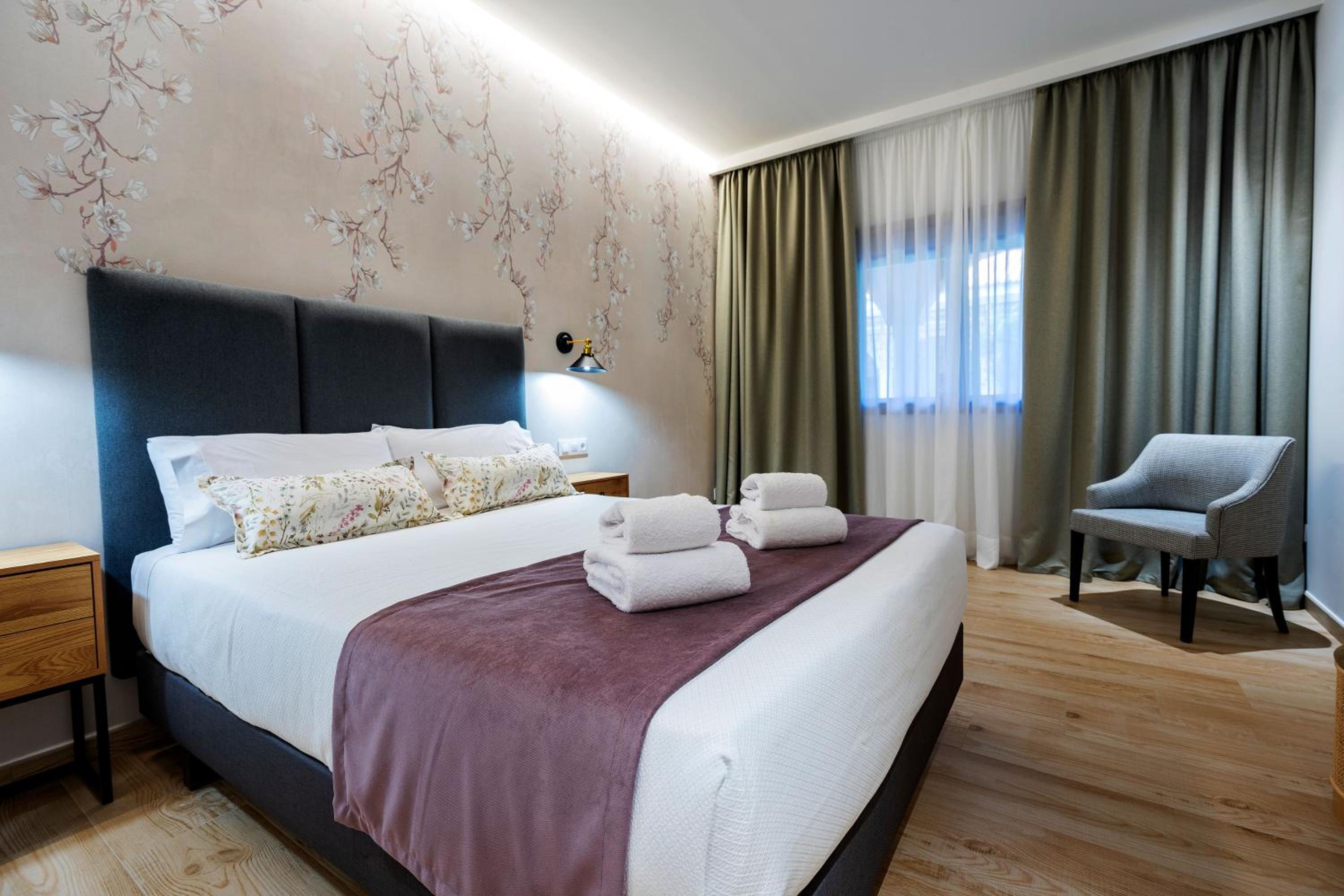 Superior Queen Room photo 3