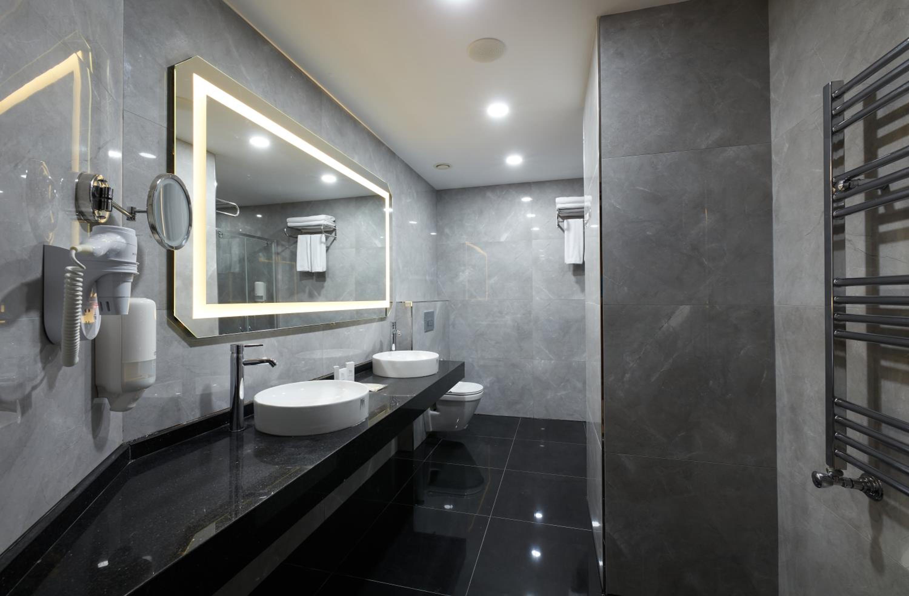 Junior Suite with Terrace - Photo 7