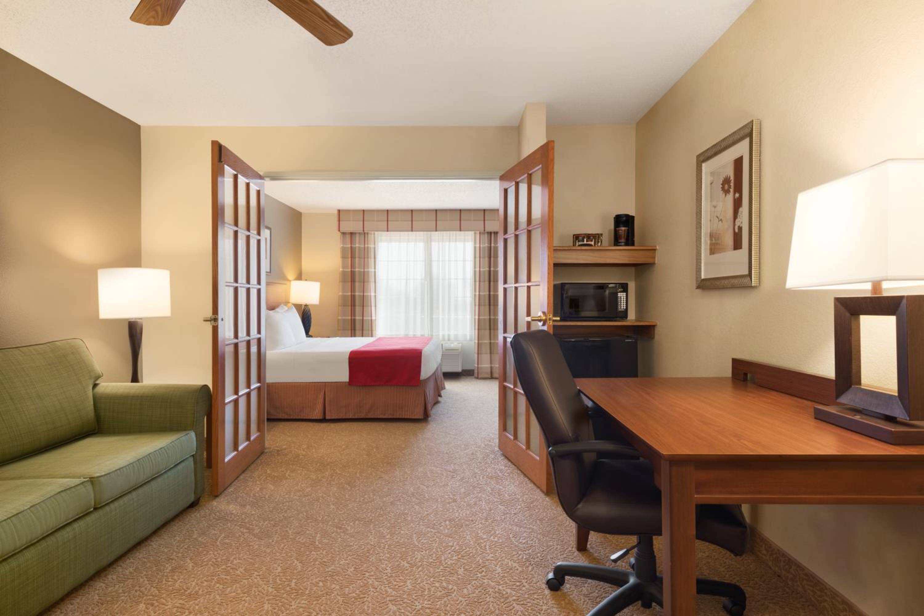 King Suite with Sofa Bed photo 1