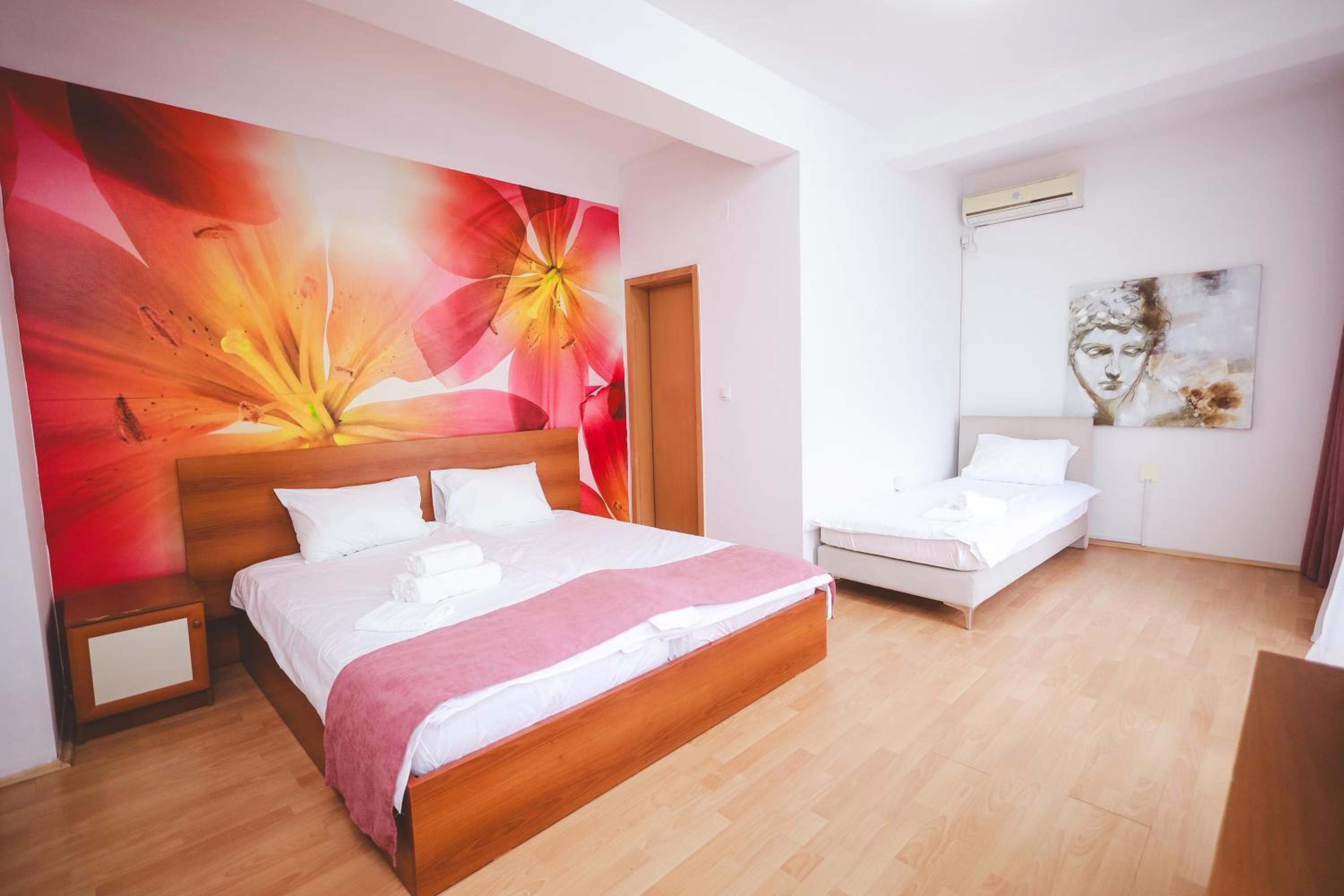 Triple Room with Balcony photo 3