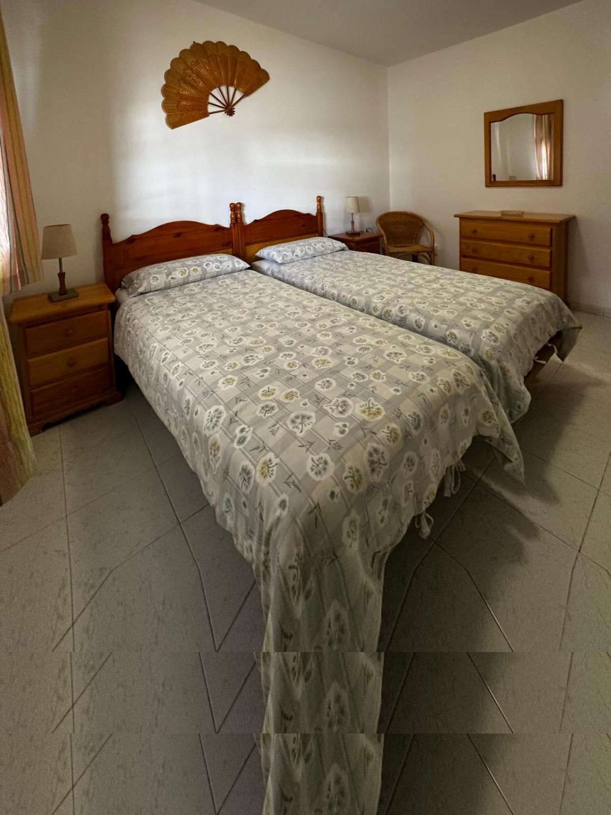 Apartamento con Balcón