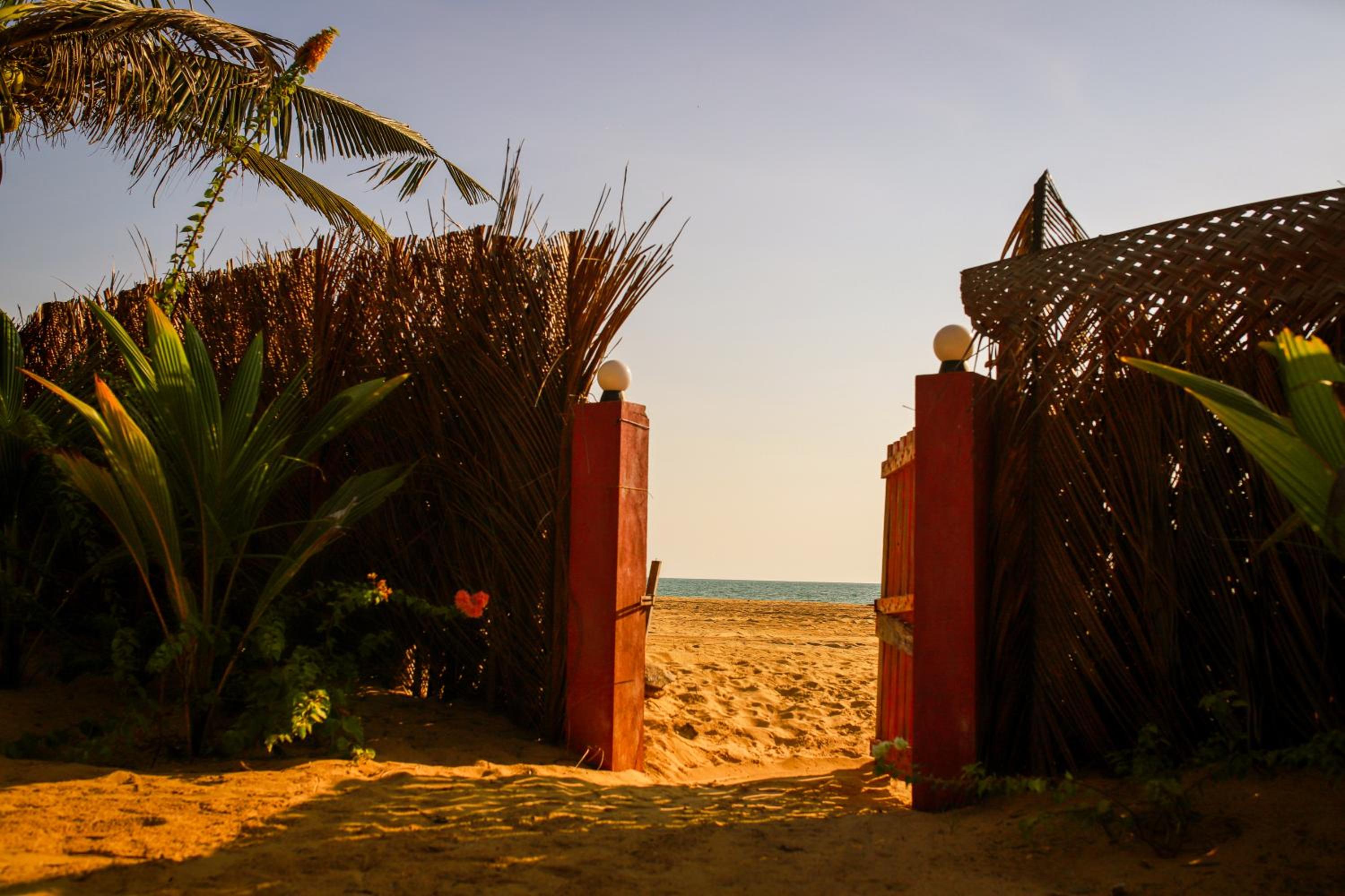 Bungalow - Beach Front photo 2