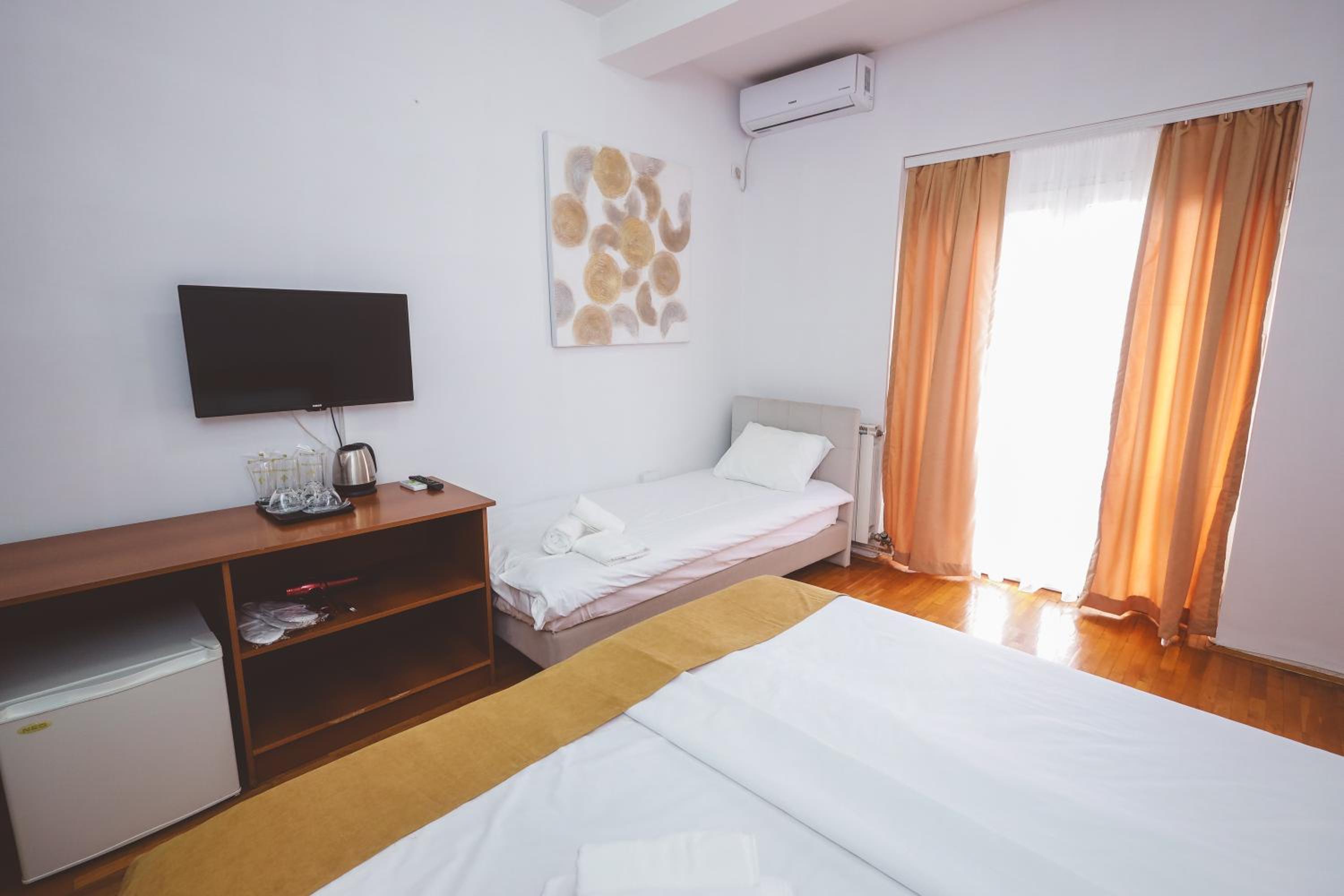 Comfort Triple Room photo 2