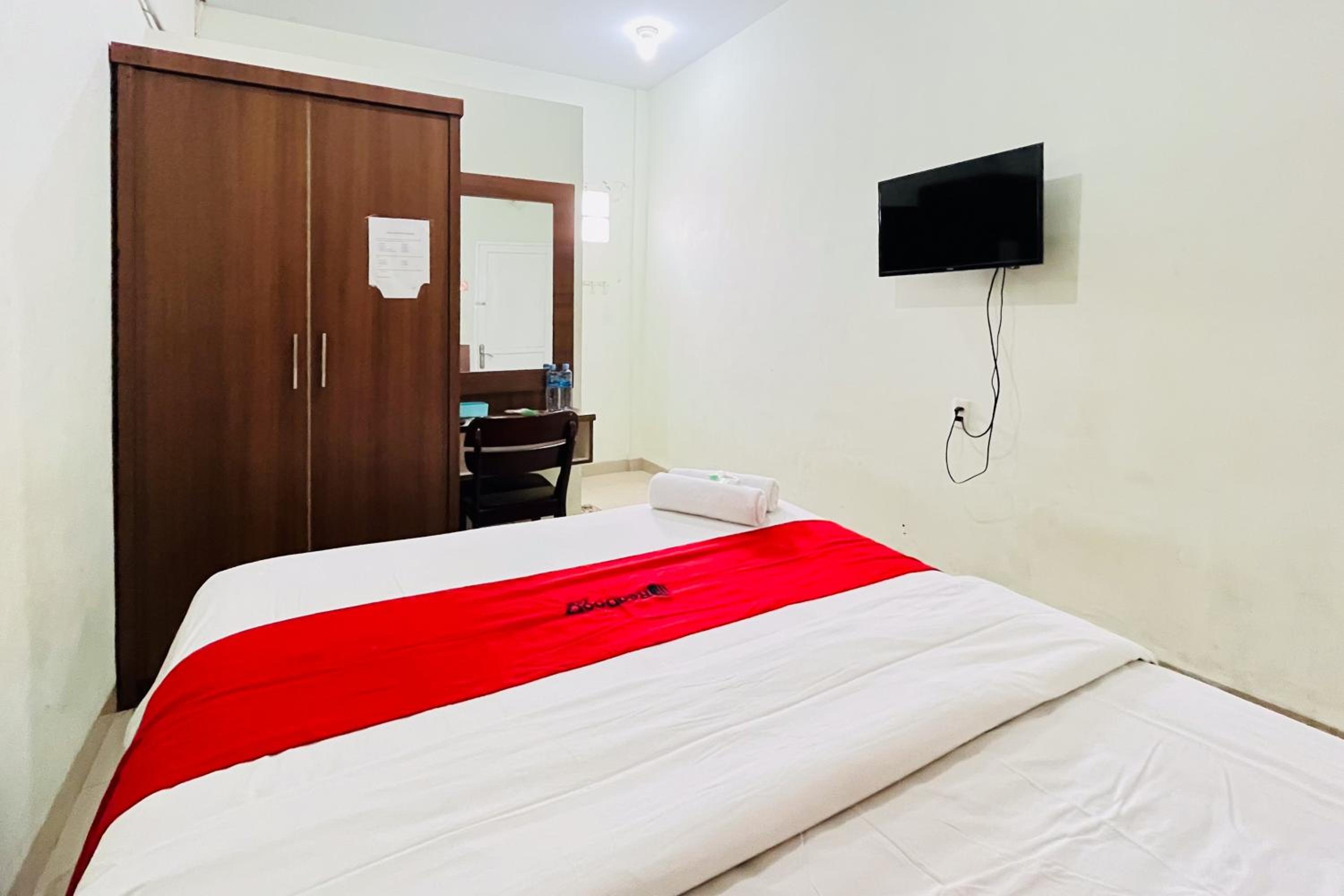 Standard Double Room - Photo 4
