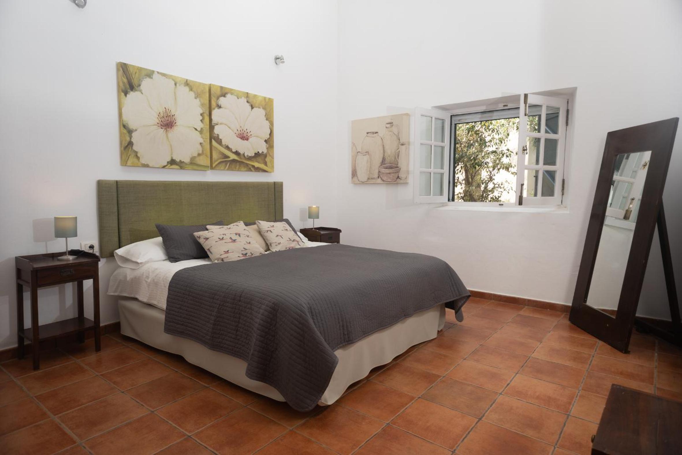 Casa adosada de tres habitaciones