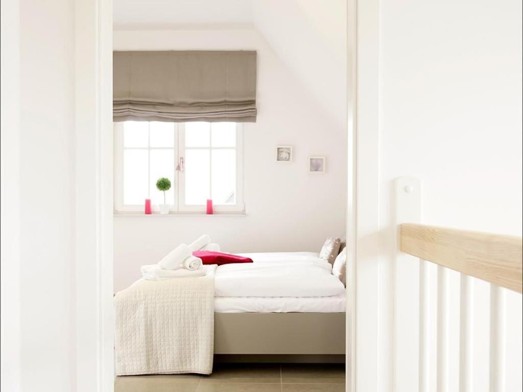 Three-Bedroom Apartment with Terrace photo 1