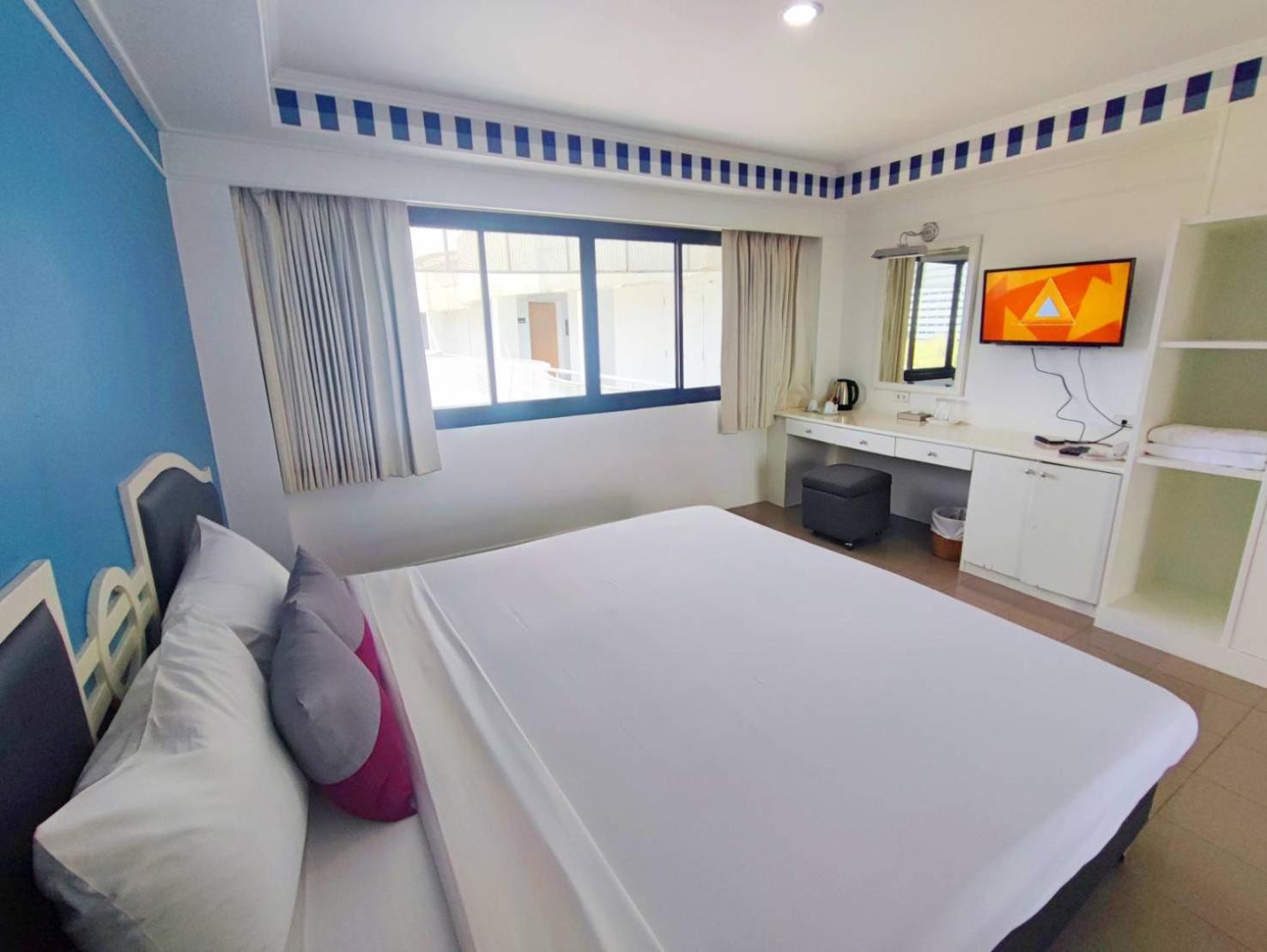 Superior Double Room - Corner  photo 2