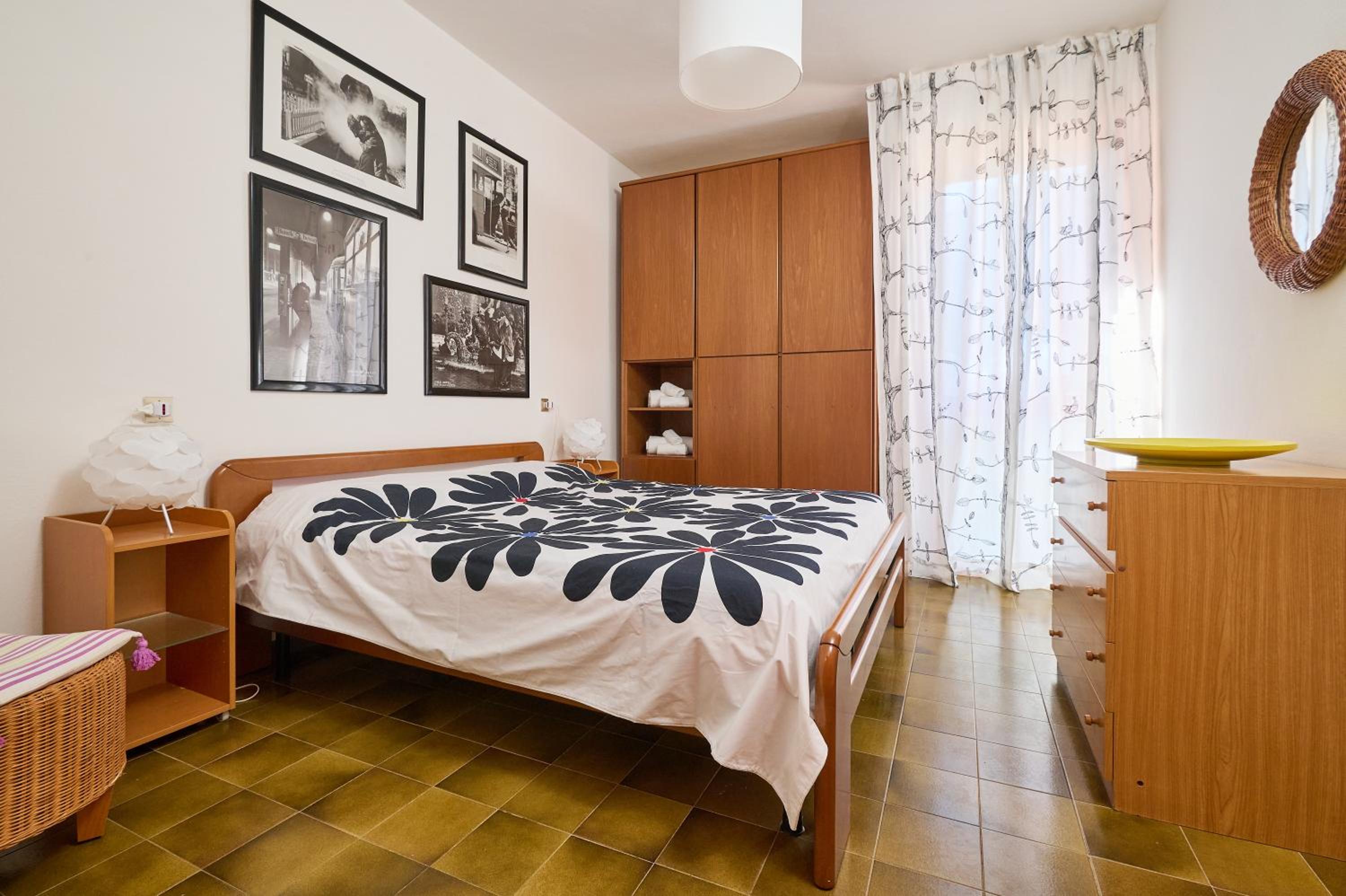 Two-Bedroom House photo 2