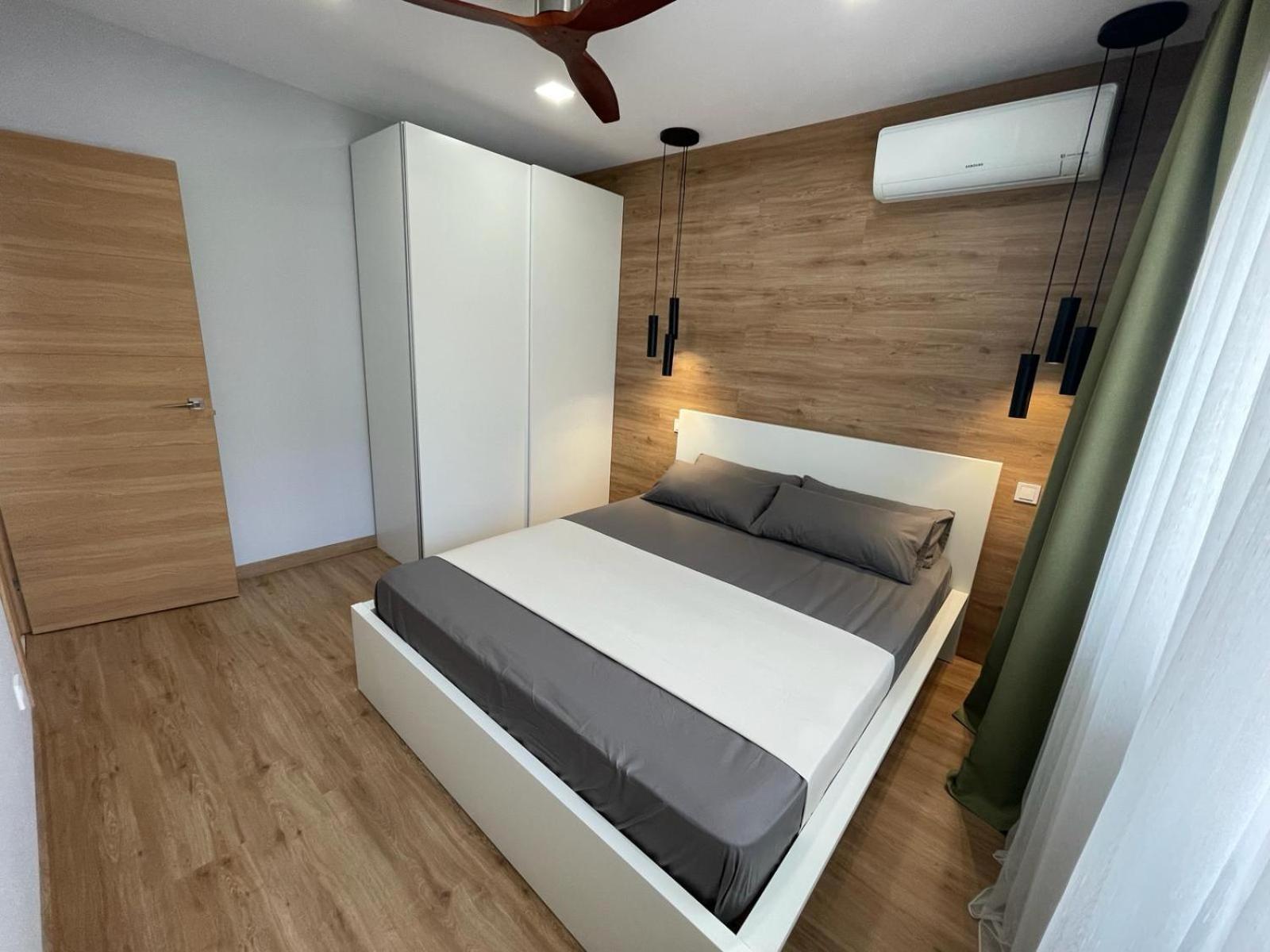 Apartamento con Terraza