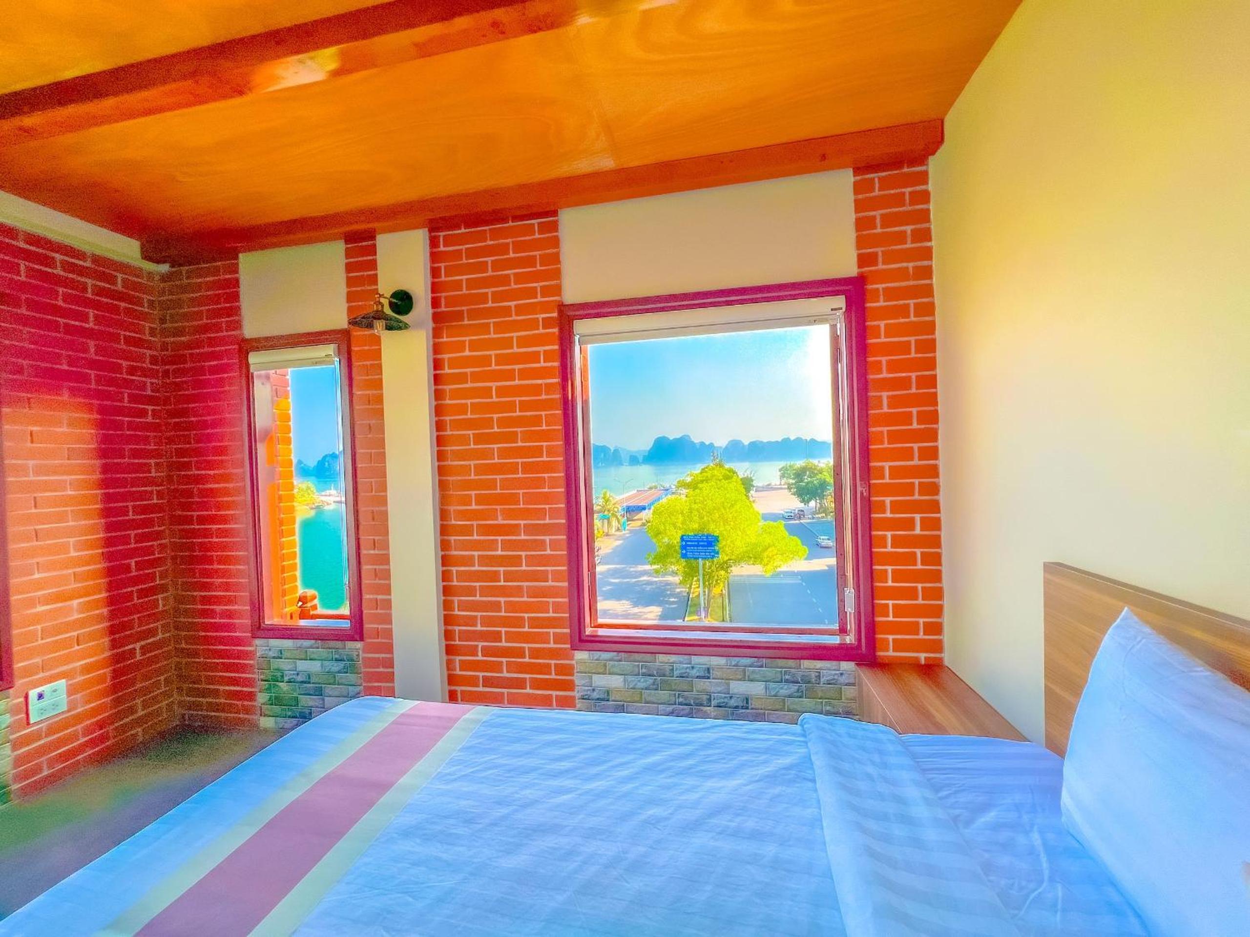 Deluxe Double Room With Extra Bed