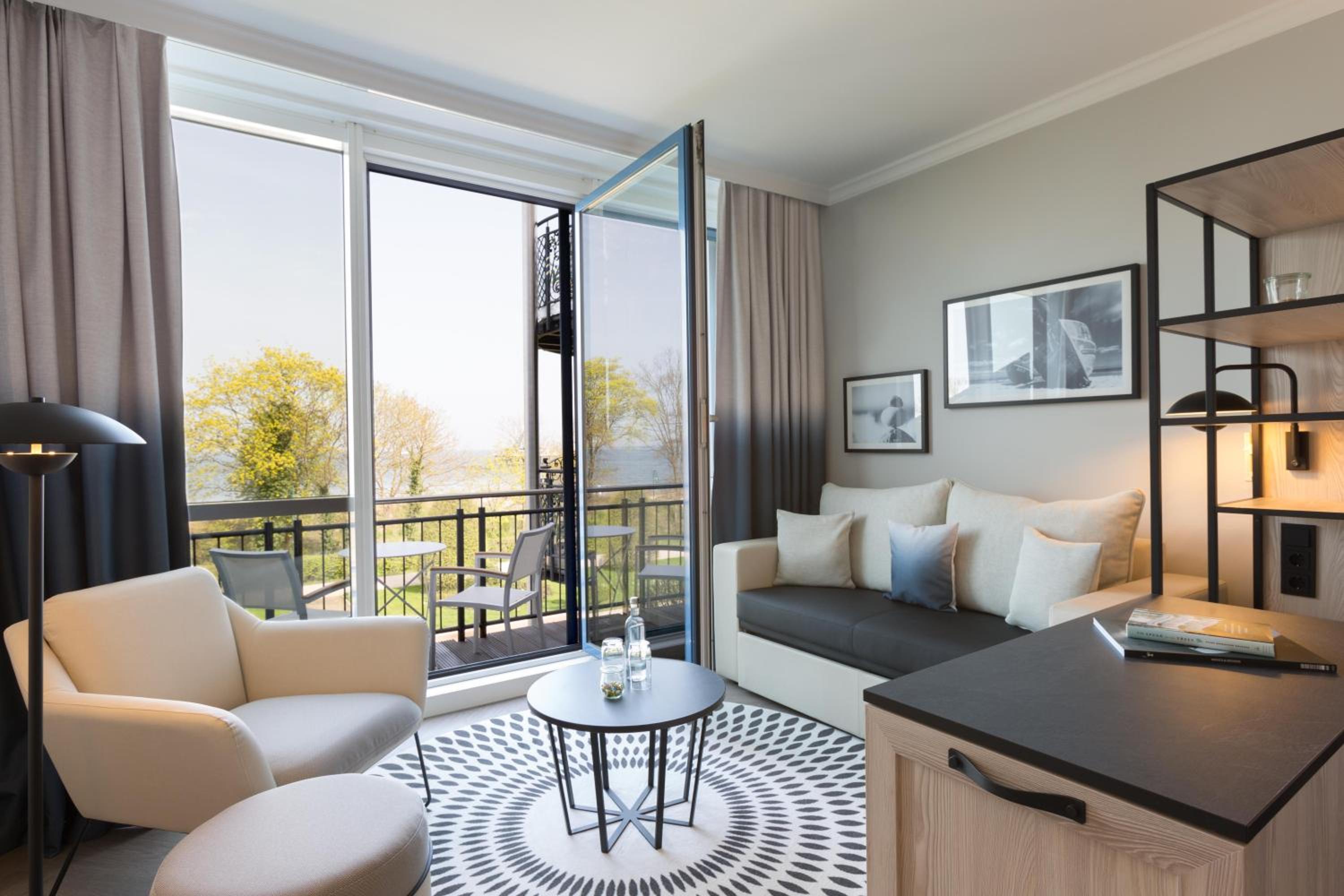 Renovated Deluxe Double Room with Balcony